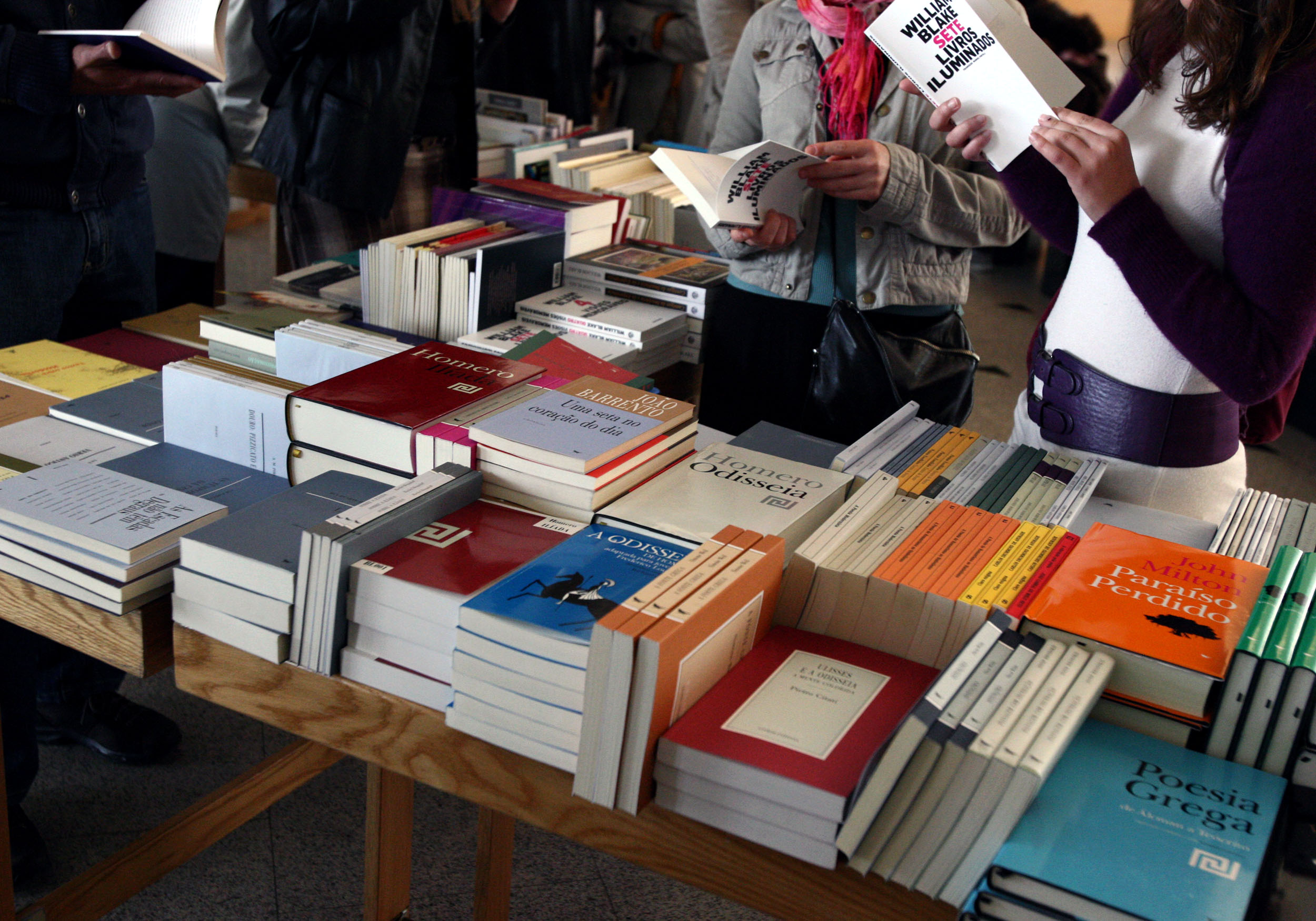 Dia da poesia celebra-se com leituras, concertos e até uma nova feira do livro