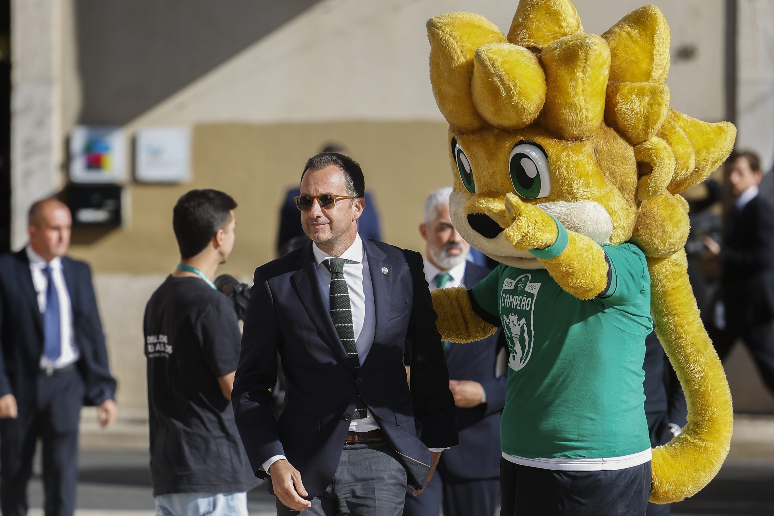 Varandas ataca Luís Filipe Vieira: “Fez uma portização do Benfica”