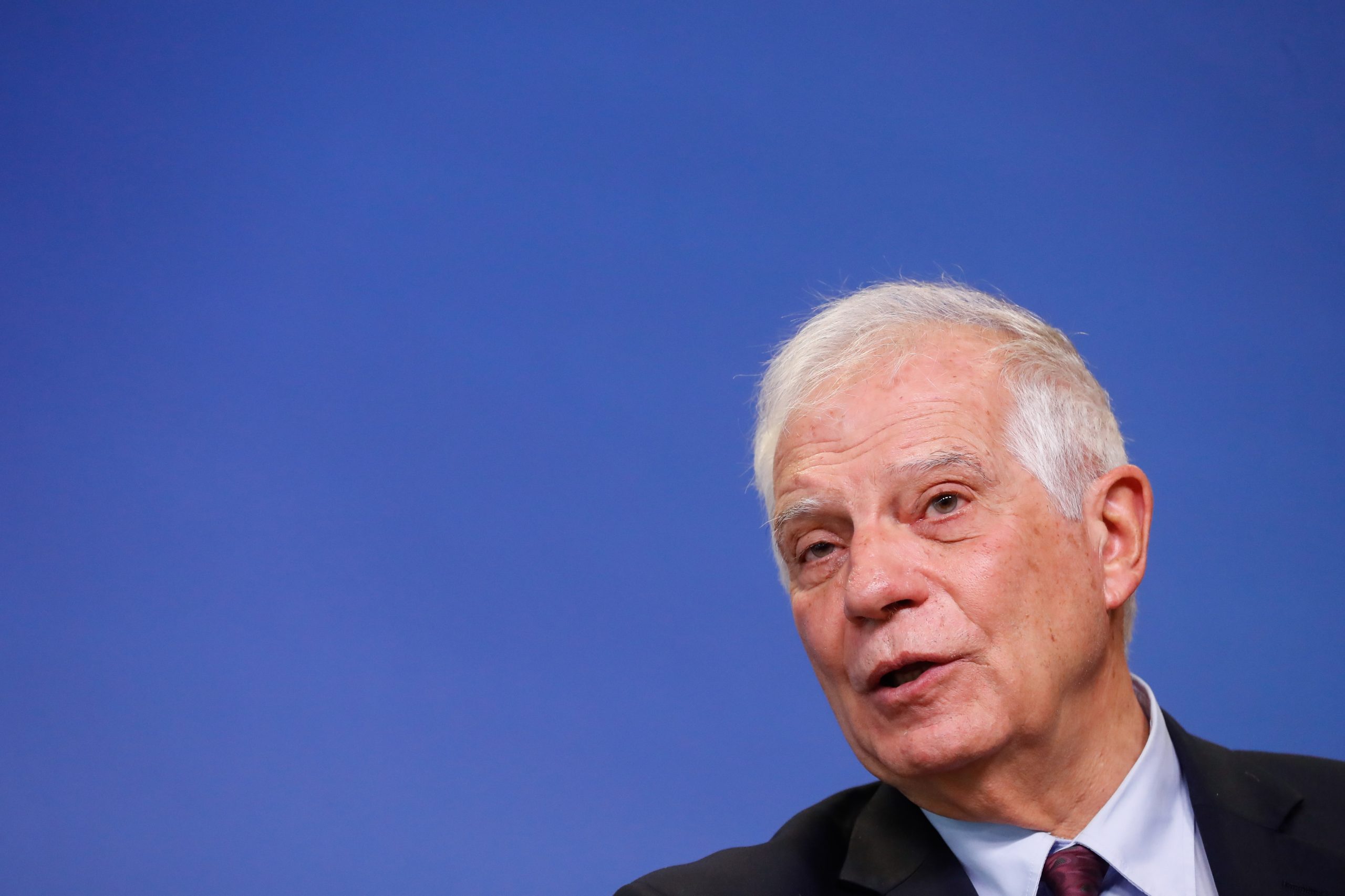 Borrell defende que Mecanismo Europeu de Apoio à Paz seja utilizado para fornecer munições à Ucrânia
