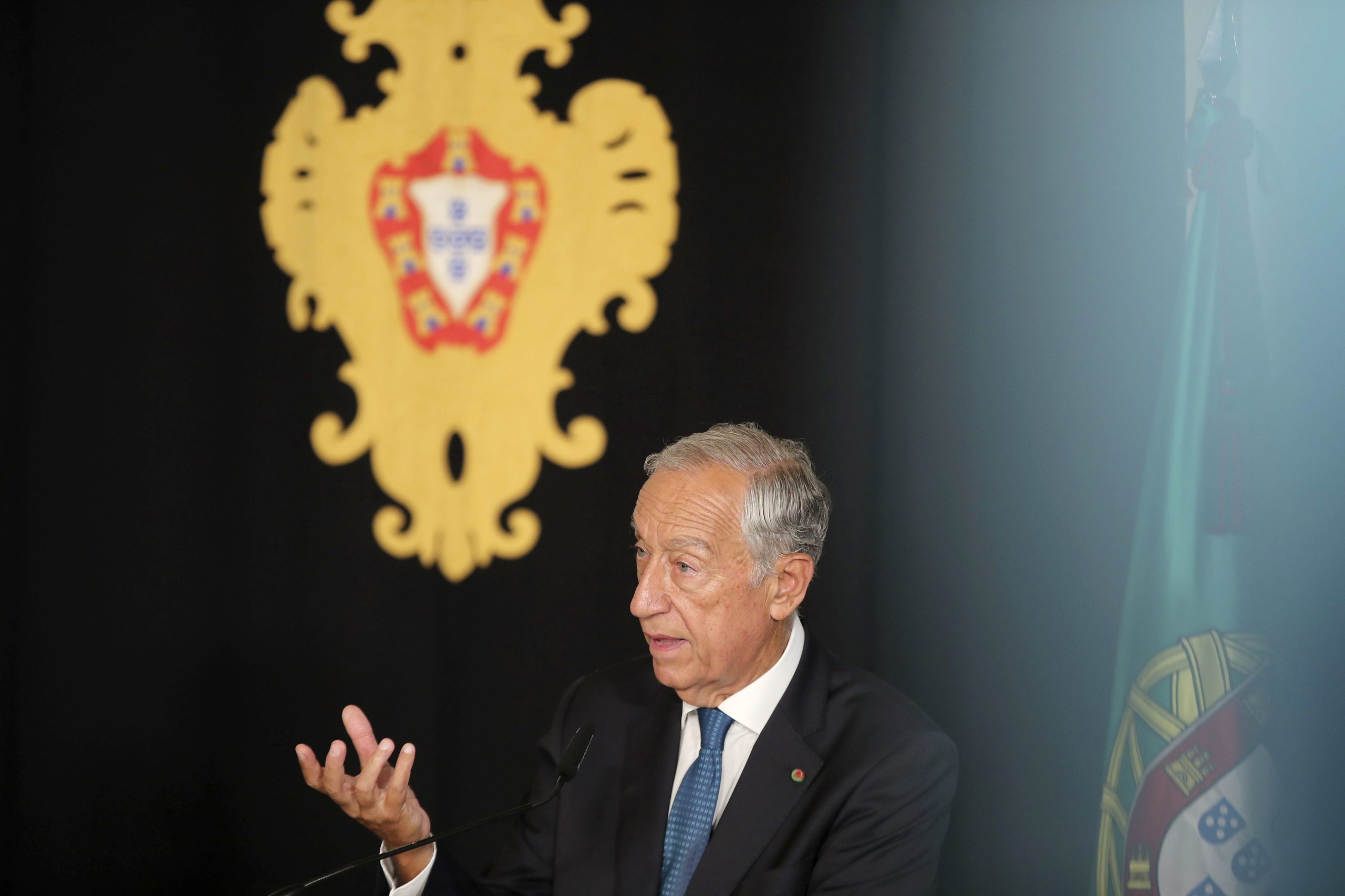 Marcelo Rebelo de Sousa estará no funeral de José Eduardo dos Santos