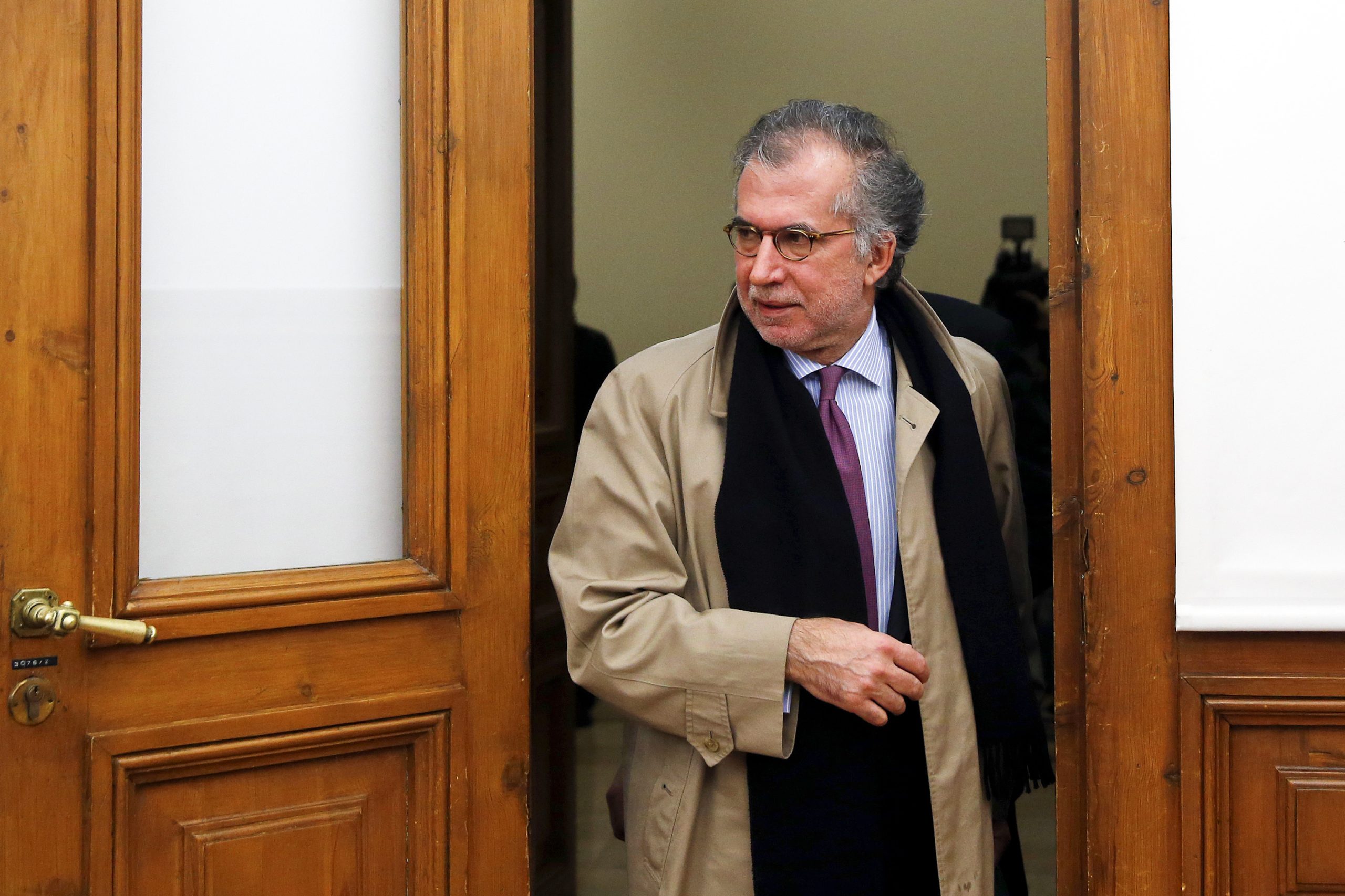 CDS-PP reitera acusações e diz que Centeno e Costa têm de retirar consequências