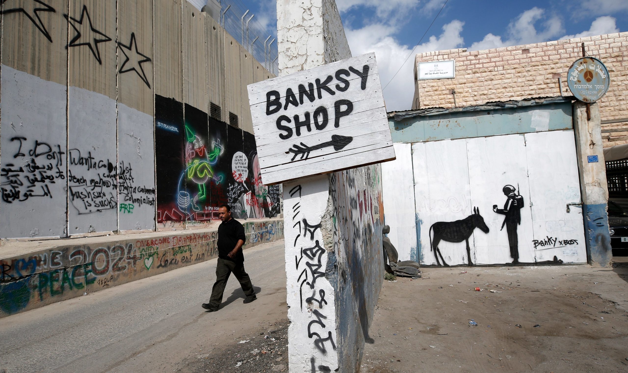 Exposição de fotografia sobre o trabalho de Banksy chega este mês ao Porto