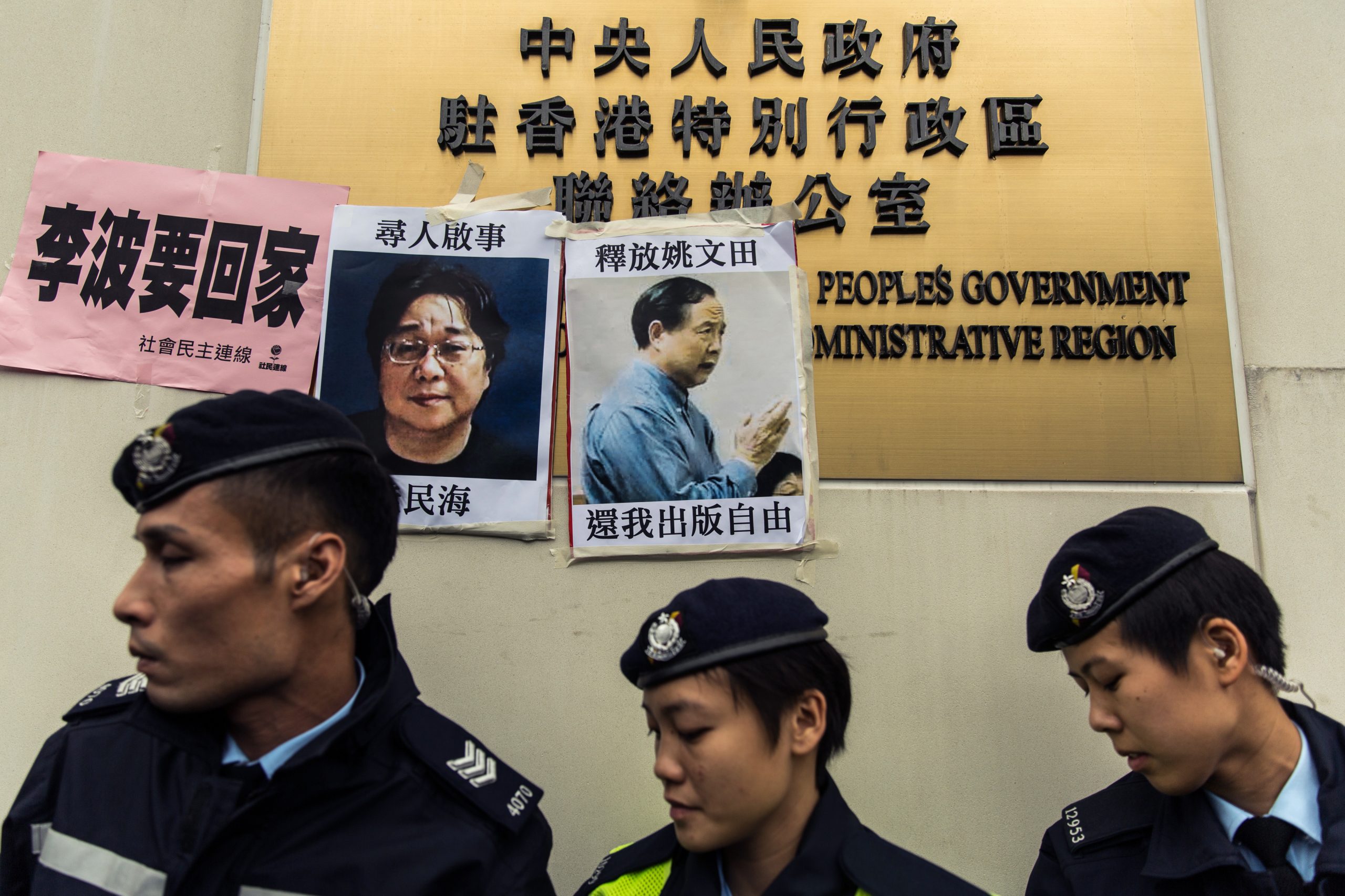 Editor sueco preso na China acusa Suécia de o ter manipulado
