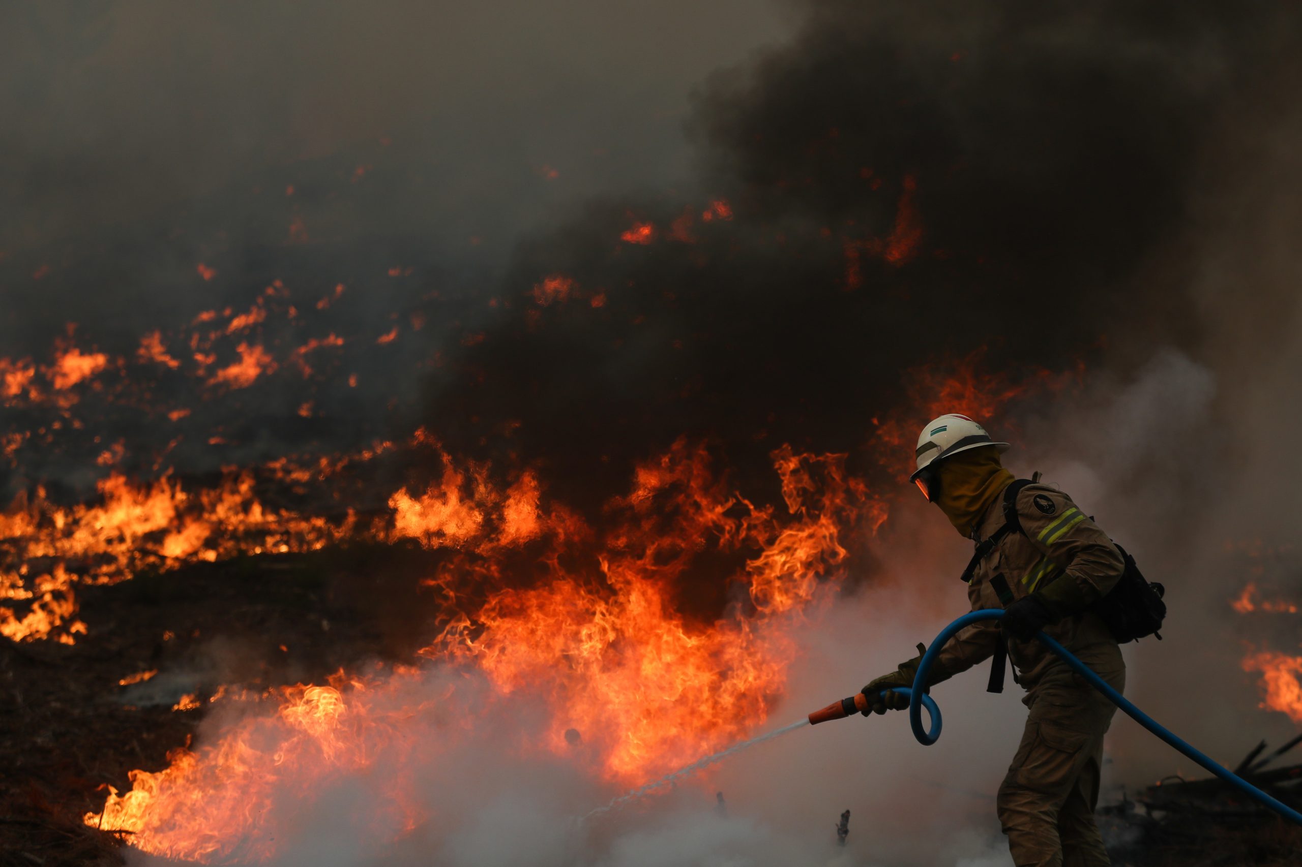 Cinco bombeiros de Vimioso feridos após despiste de viatura em Bragança