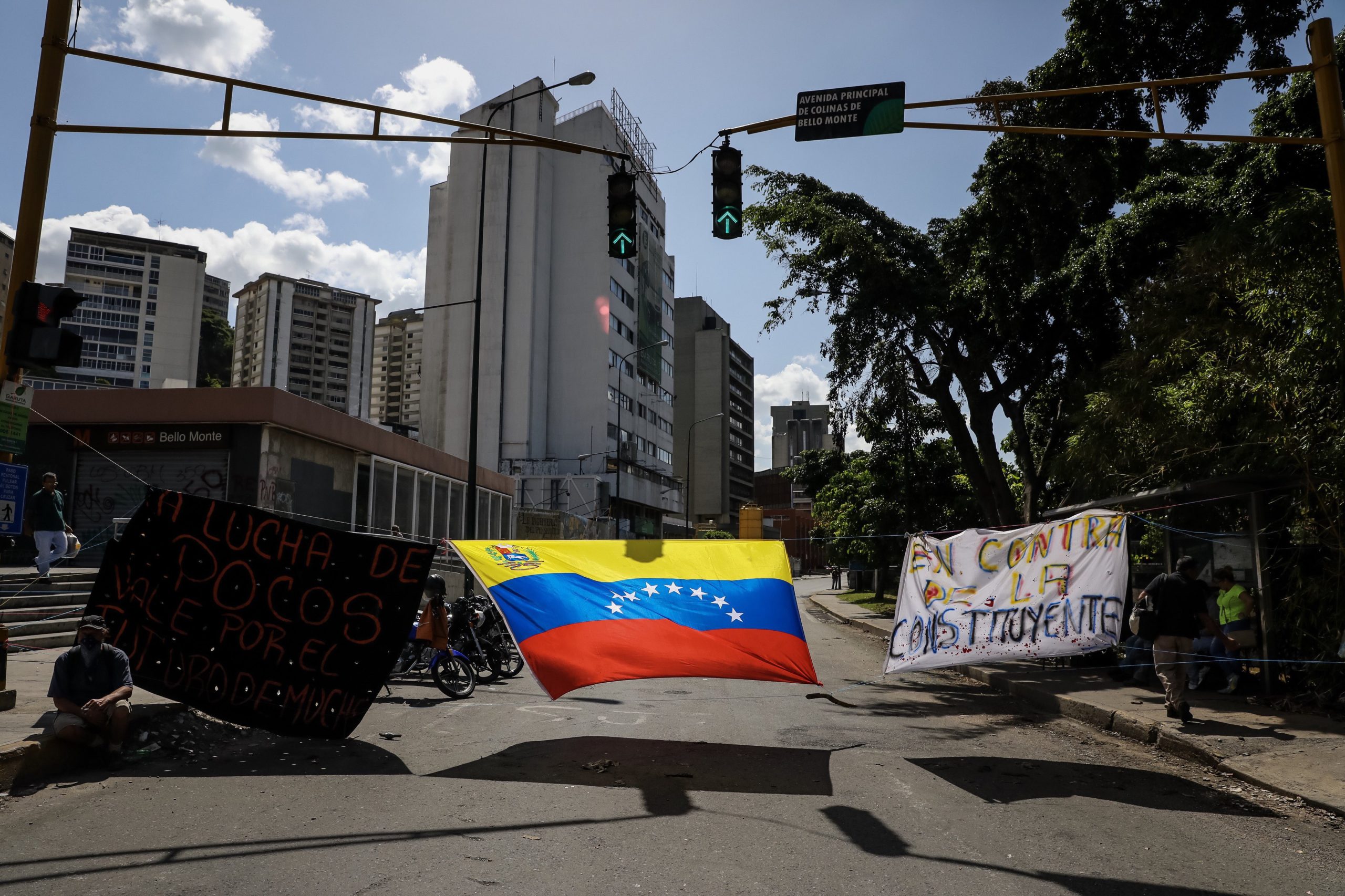 China e Uruguai contra eventual intervenção militar de EUA na Venezuela