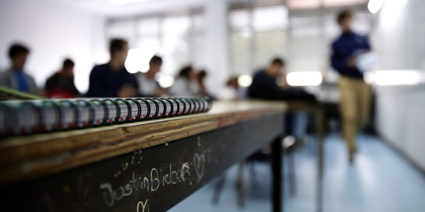 São cada vez mais os professores que adiam a reforma. Mas, há dúvidas sobre a eficácia da medida