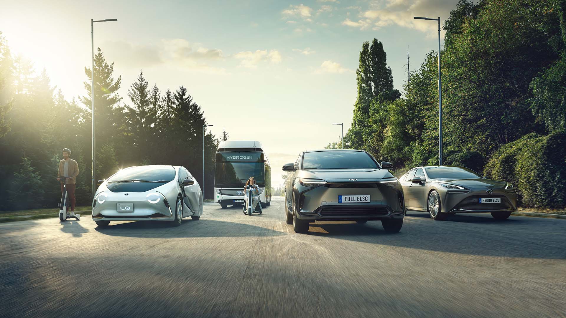 Toyota. O pioneiro dos carros híbridos que quer purificar o ar e libertar água em vez de fumo