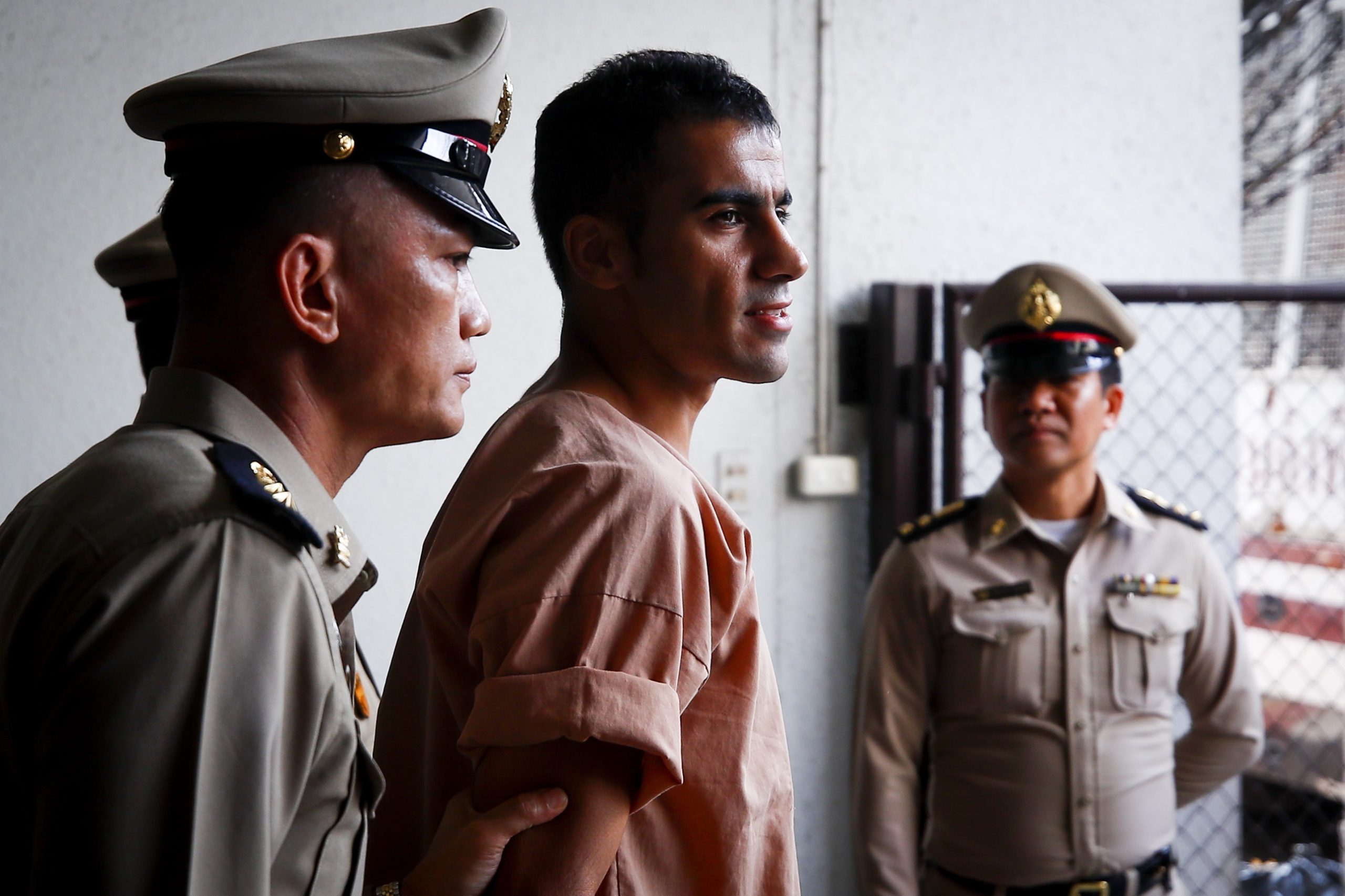 Ex-futebolista do Bahrein detido na Tailândia vai ser libertado