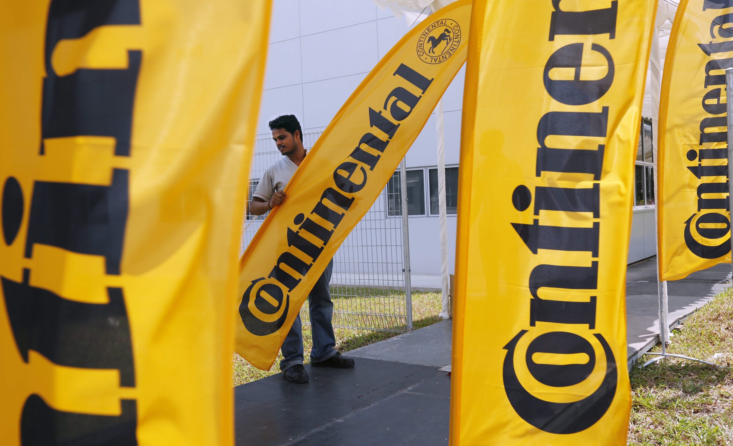 Covid-19: Continental reduz temporariamente 40% dos funcionários em Vila Real