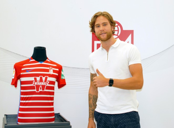 Granada contrata Bruno Morais, central português que alinhou no Desportivo da Aves