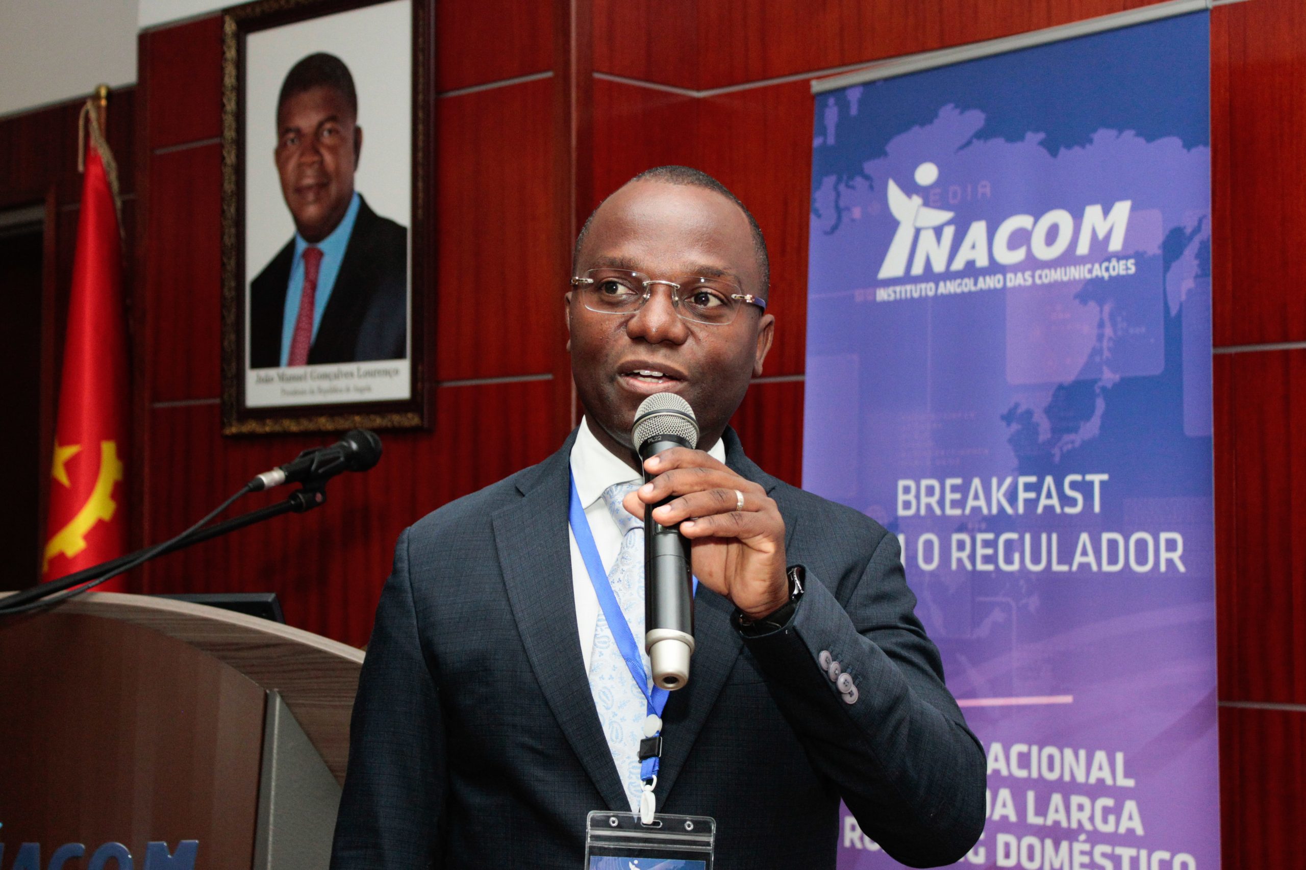 Angola desenvolve estudos para implementação do roaming doméstico