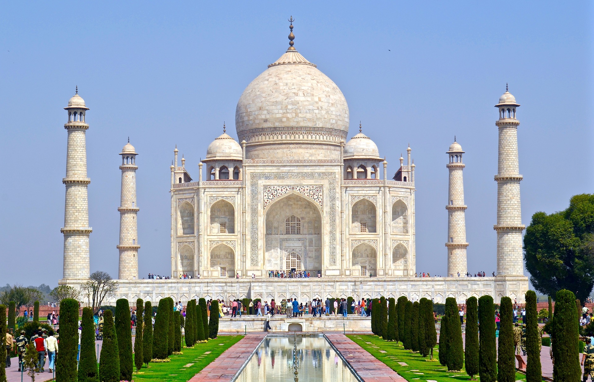 Covid-19: Taj Mahal reabre ao público na Índia após seis meses encerrado