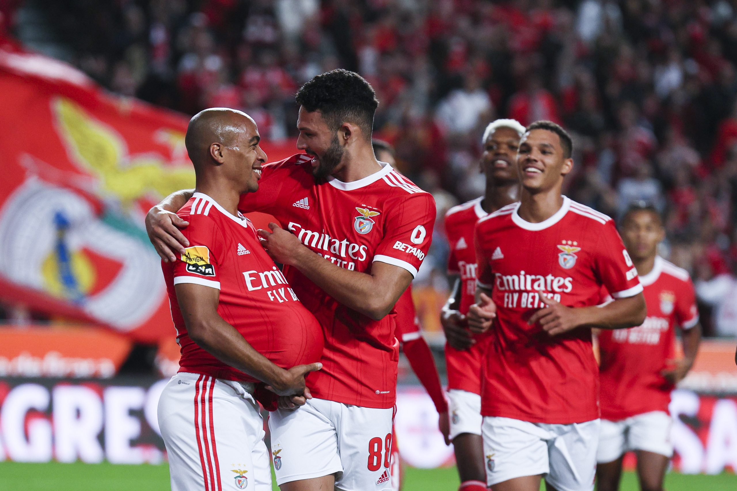 I Liga: Líder Benfica vence Gil Vicente e mantém FC Porto a oito pontos