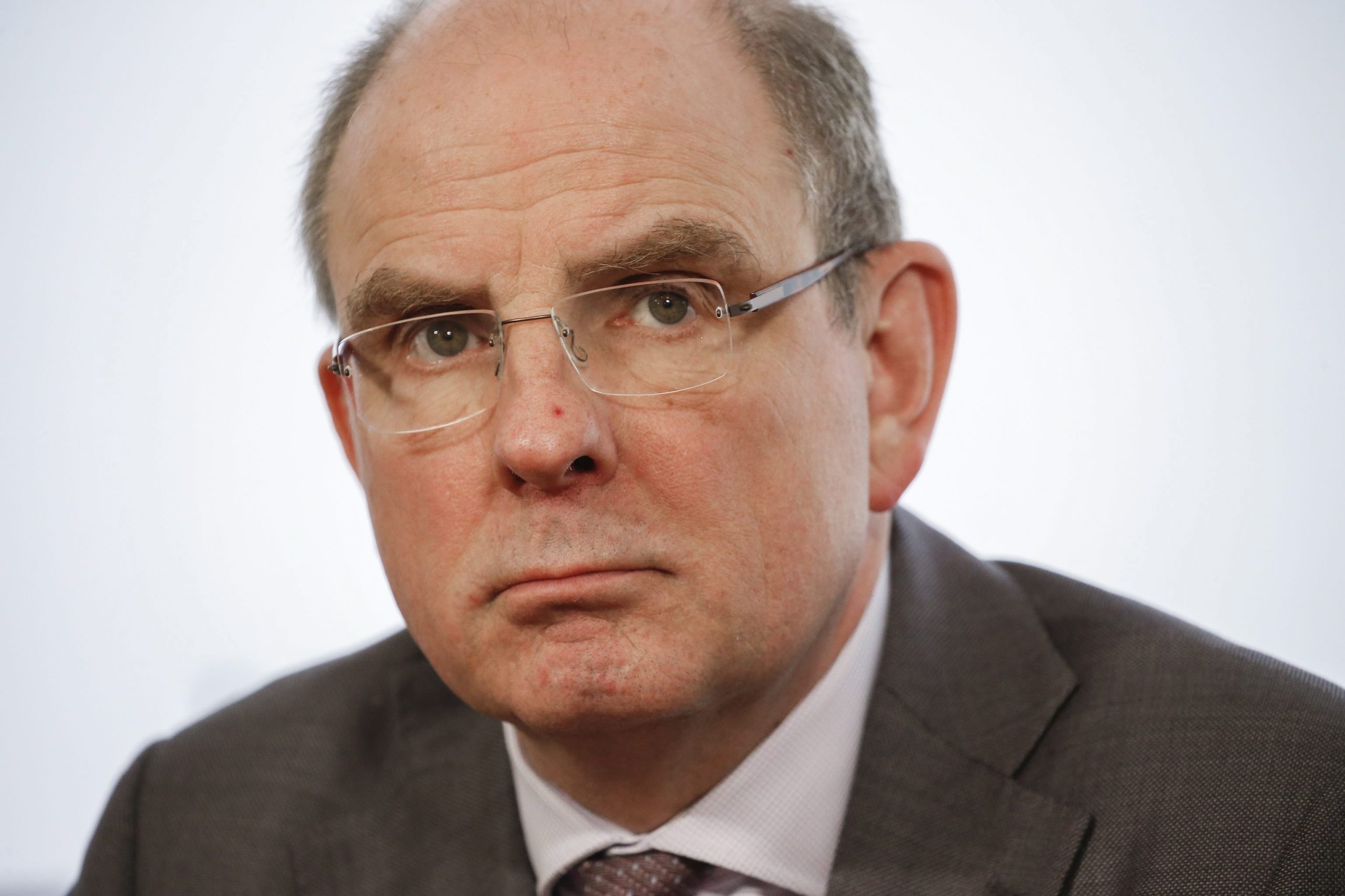 Ministro belga diz que mandado de detenção a Puigdemont é “procedimento judicial”