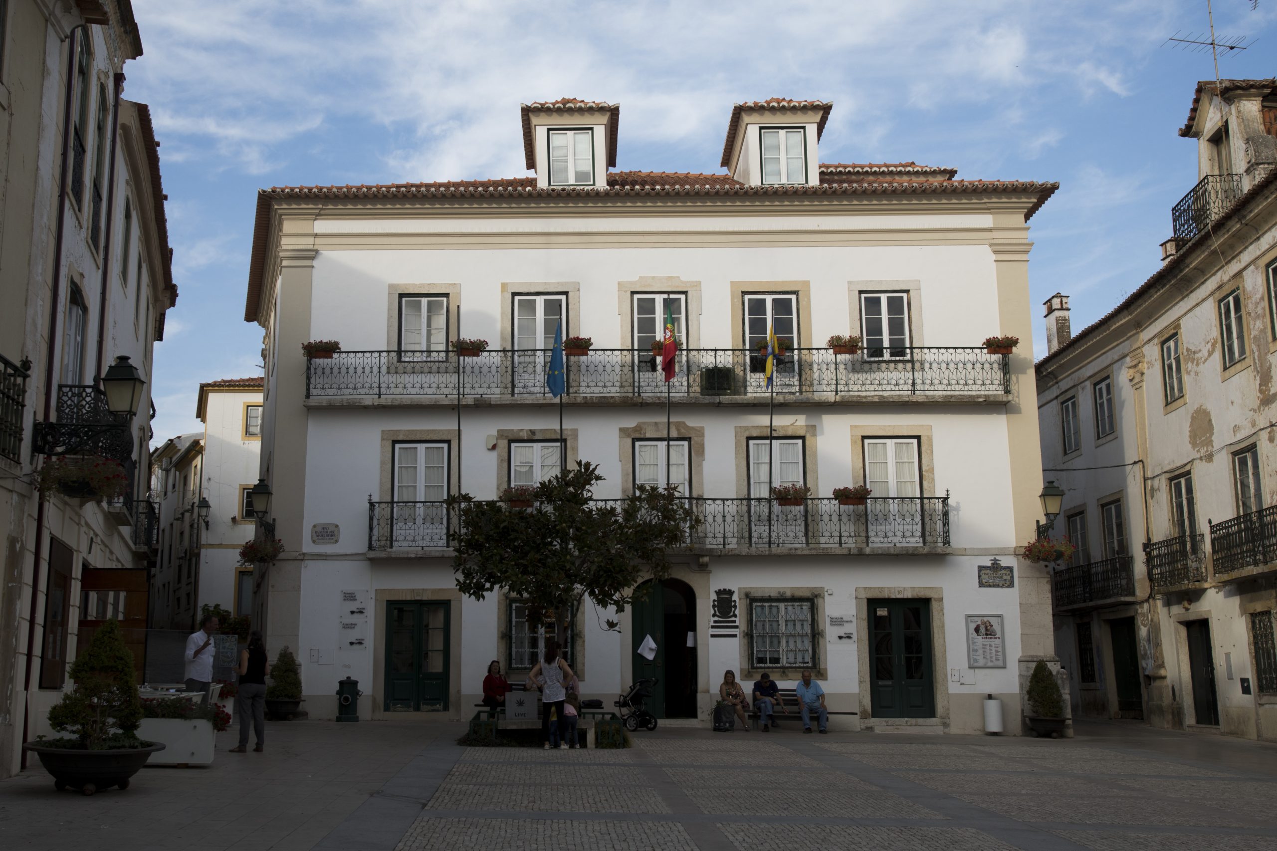 Abrantes introduz medidas para poupar consumo de energia