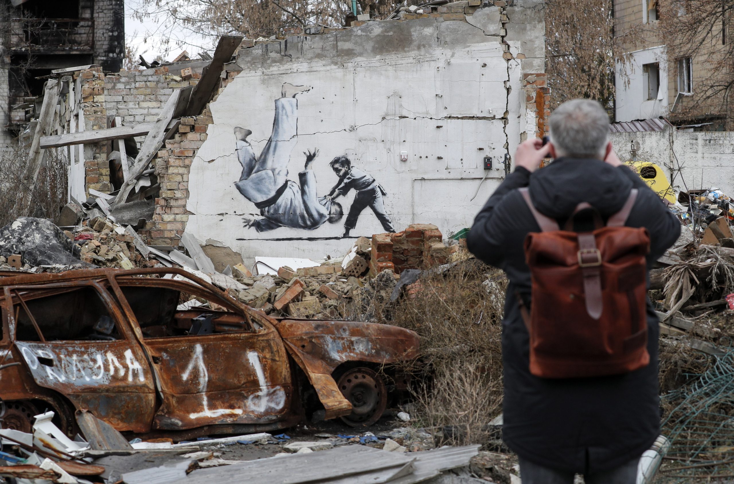 Venda solidária de obras de Bansky alvo de ataque informático russo