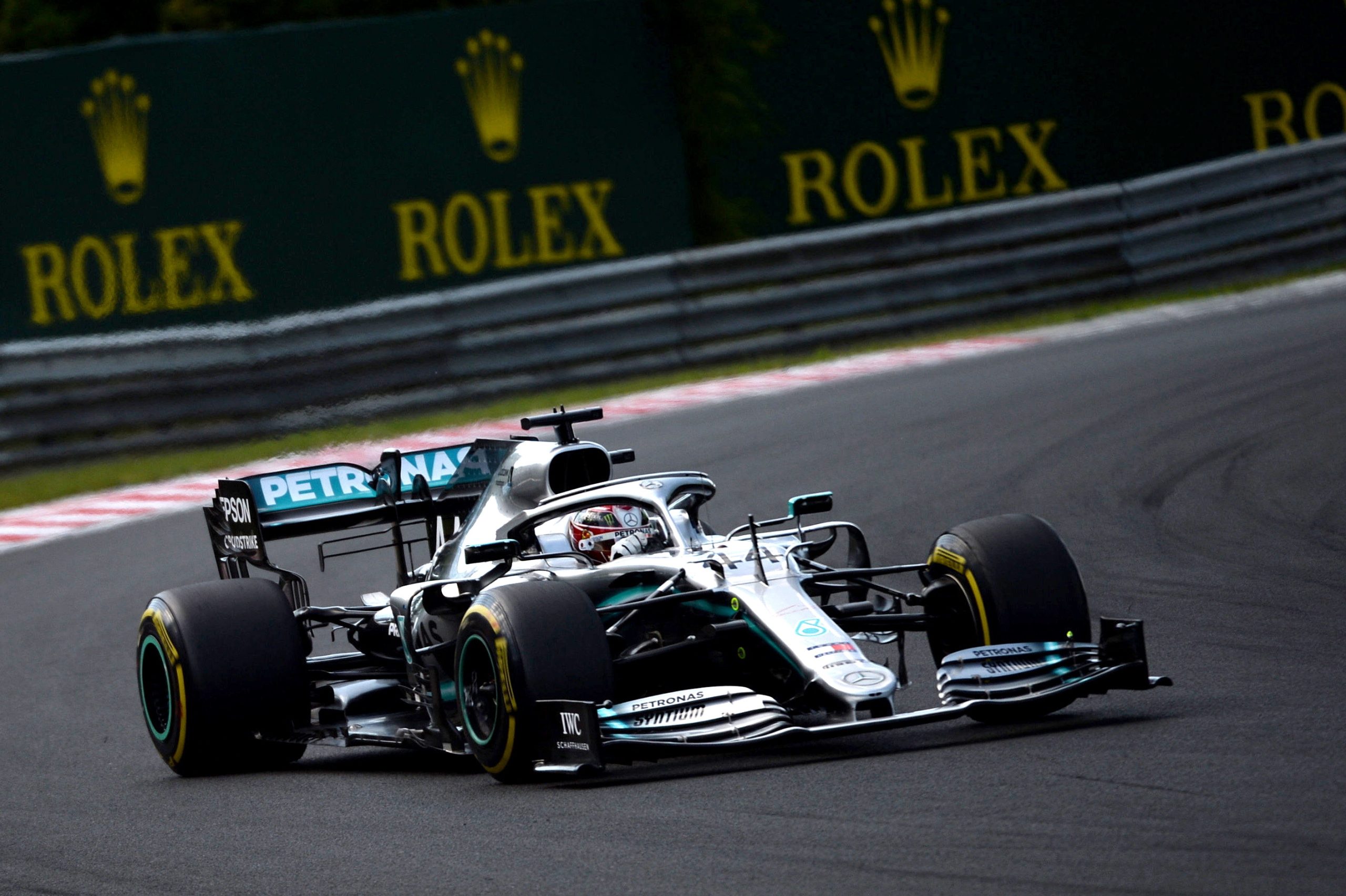 “É um objetivo ambicioso, mas possível”. F1 quer emissões CO2 a zero