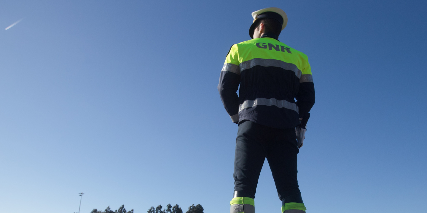 Conheça aqui a estradas cortadas devido aos incêndios