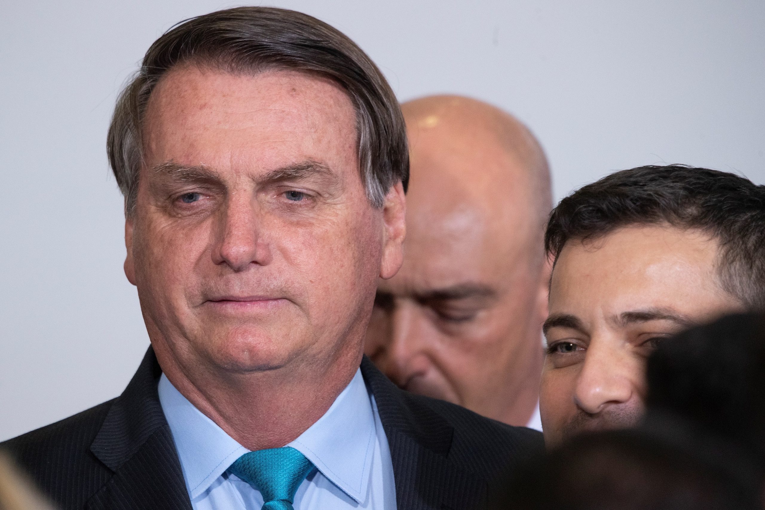 Jair Bolsonaro pede regresso à normalidade e diz que Deus deu a hidroxicloroquina