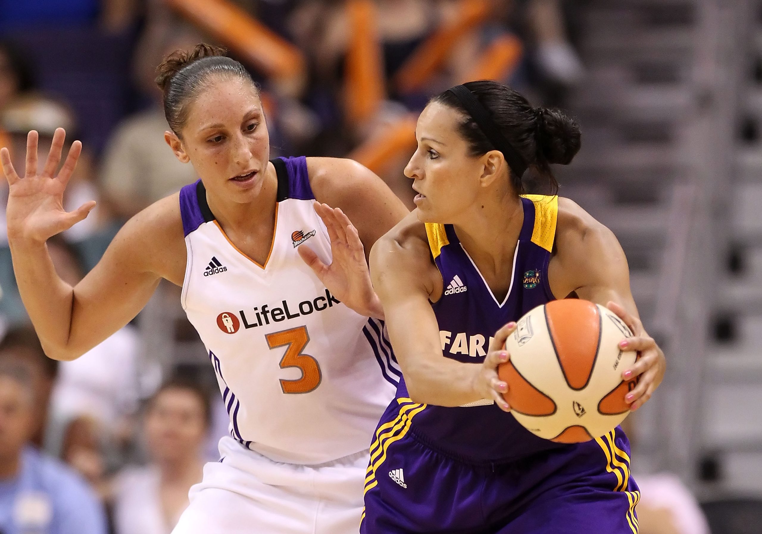 Ticha Penicheiro com “sentimento muito surreal” por integrar o ‘Hall of Fame’