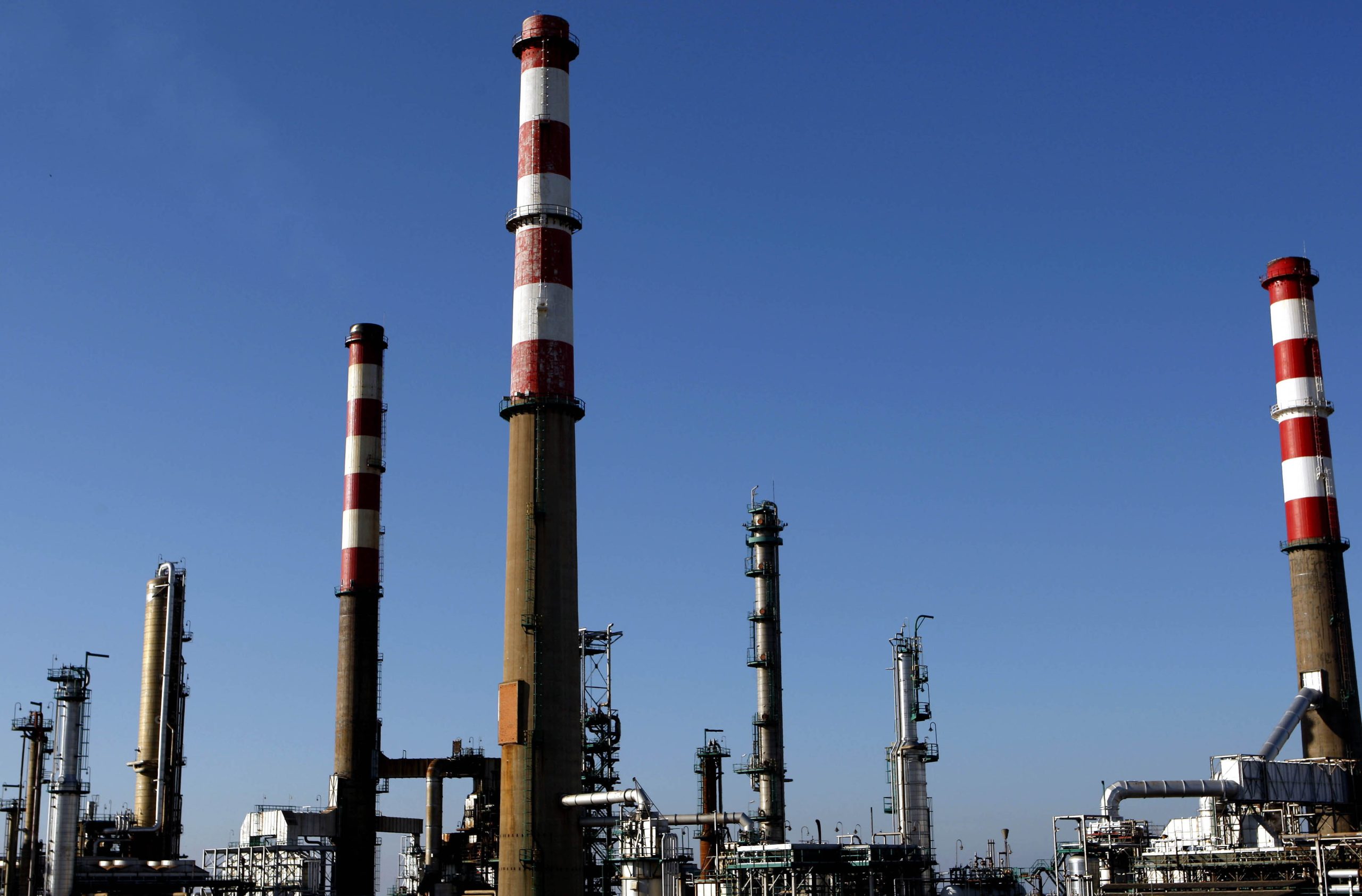 PEV questiona Governo sobre situação dos trabalhadores das refinarias da Petrogal