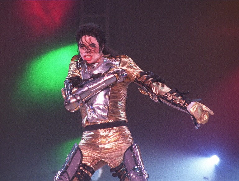 Chapéu de Michael Jackson vale 10 mil euros em leilão
