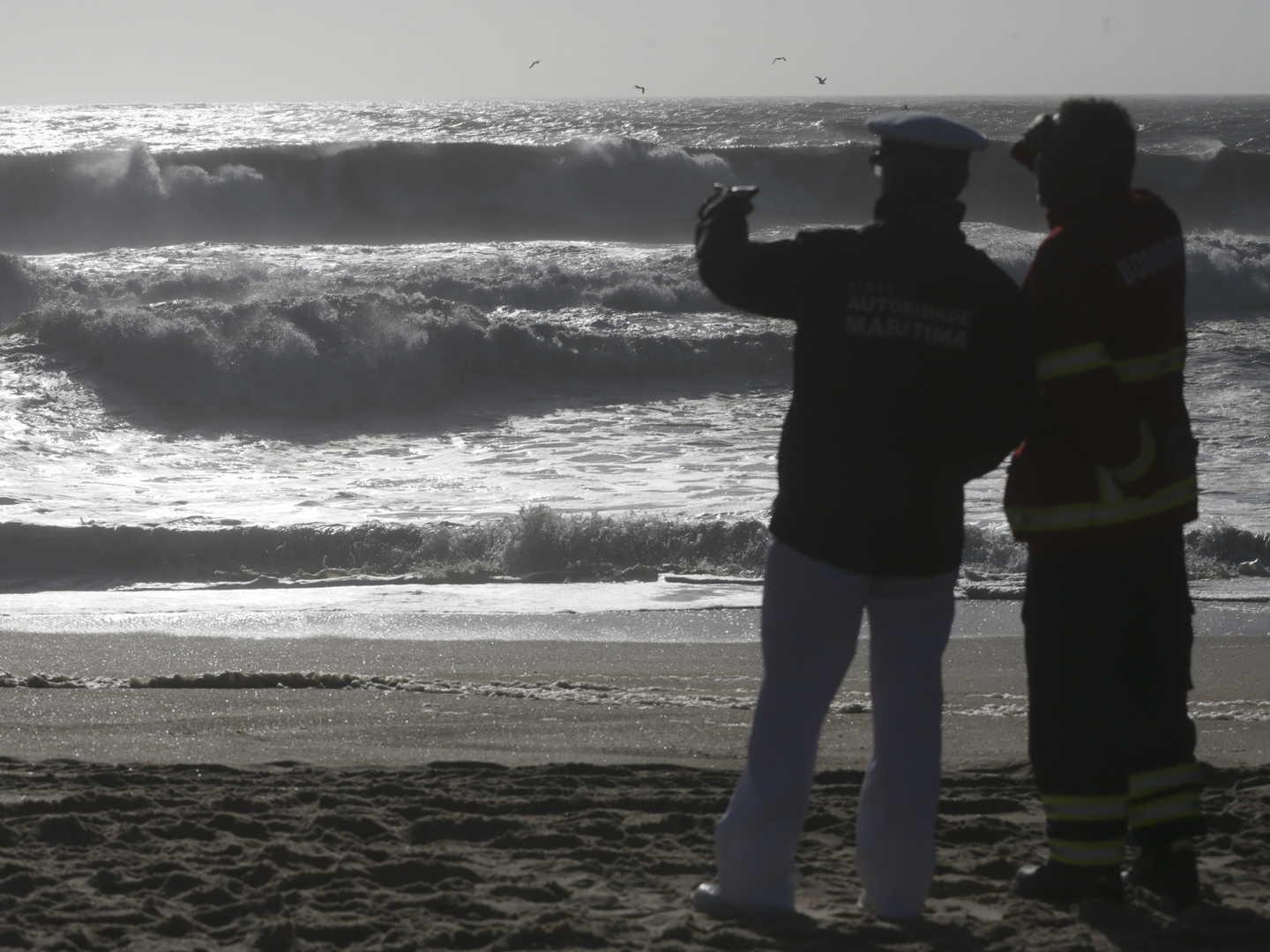 Jovem de 23 anos desaparecido no mar em praia não vigiada em Alcobaça