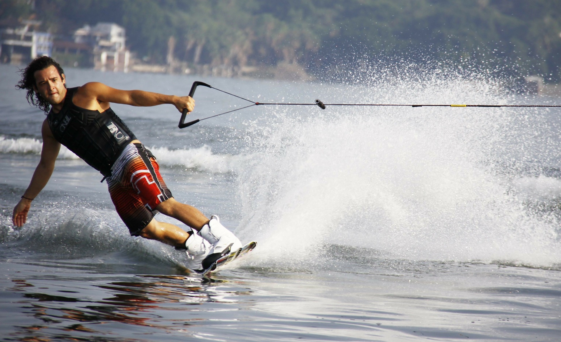 Wake Park abre em abril em Viana para atrair 10 mil praticantes por ano