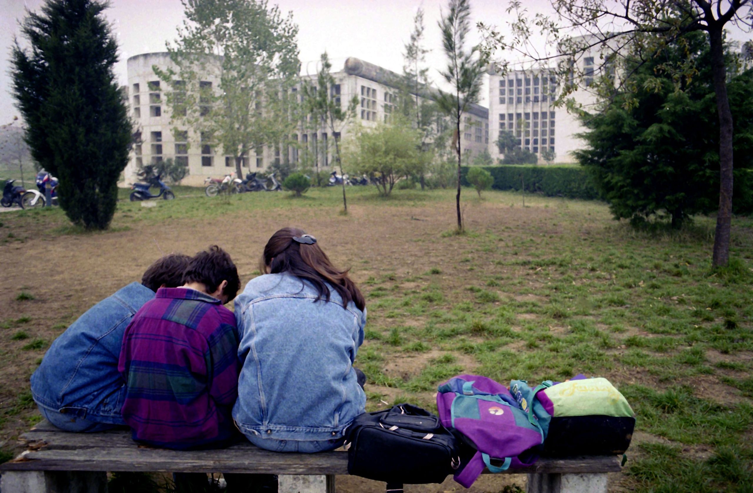 Um psicólogo para 500 alunos. “Em vez de formadores de resiliência, tornam-se bombeiros a apagar fogos”