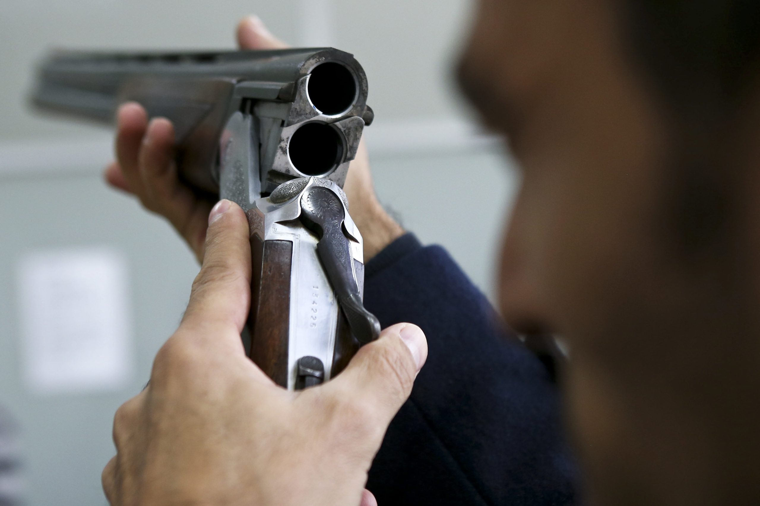 Brasil deixa de cobrar imposto de importação para revólveres e pistolas