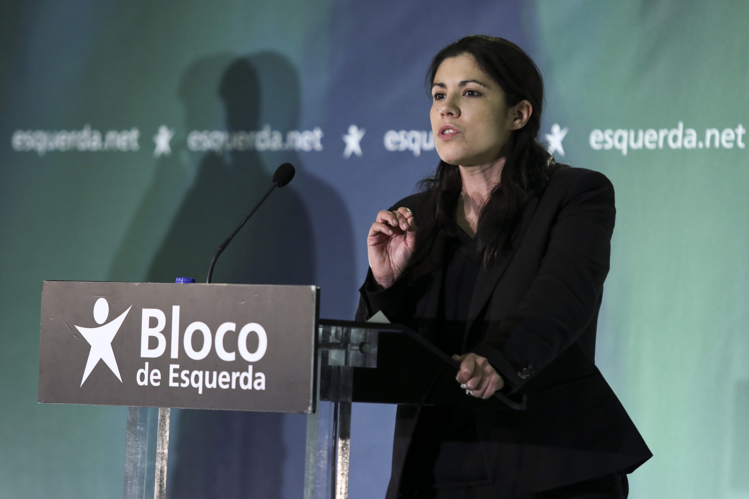 BE diz que “ninguém enfrenta o poder das celuloses” face à poluição no Tejo