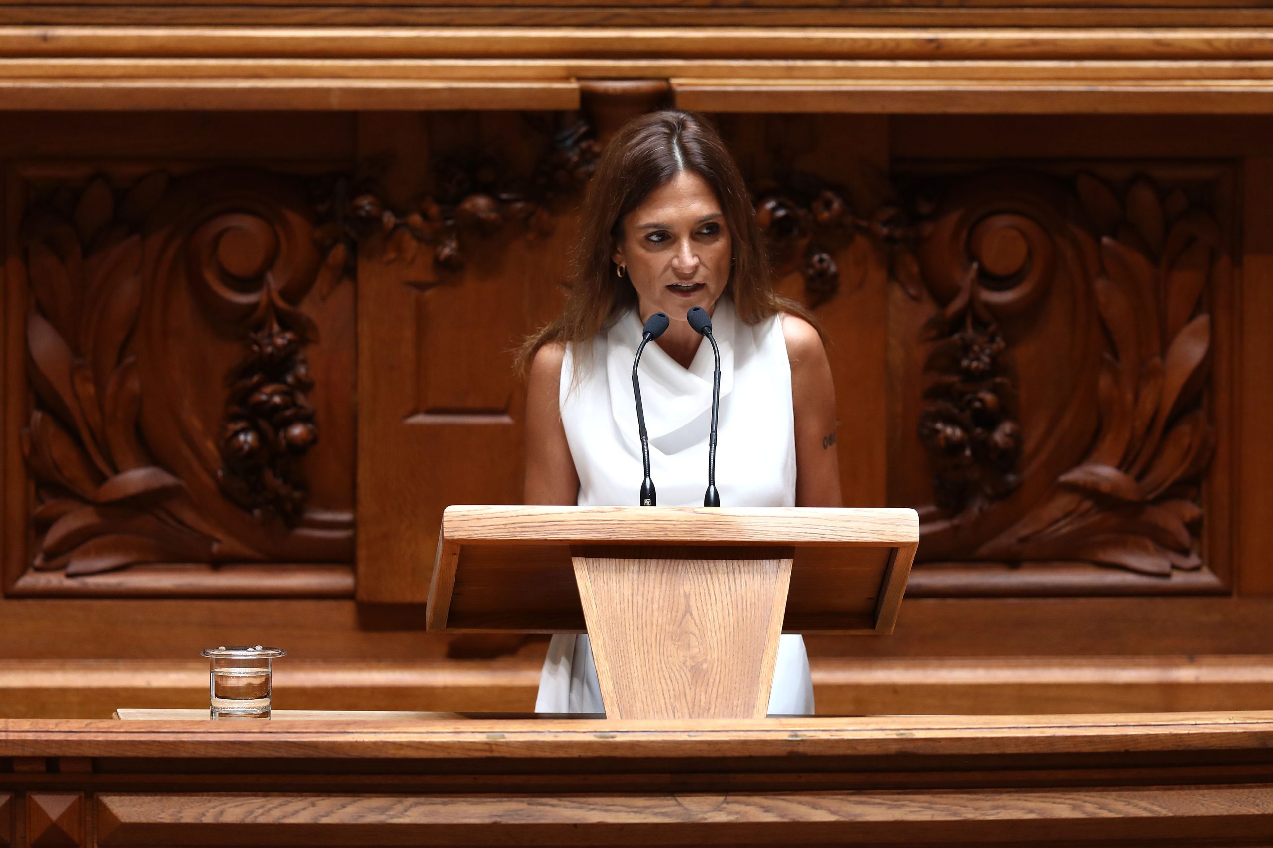 “Vaca” e outros insultos. Chega avança com procedimento judicial se Isabel Moreira não apresentar provas das acusações