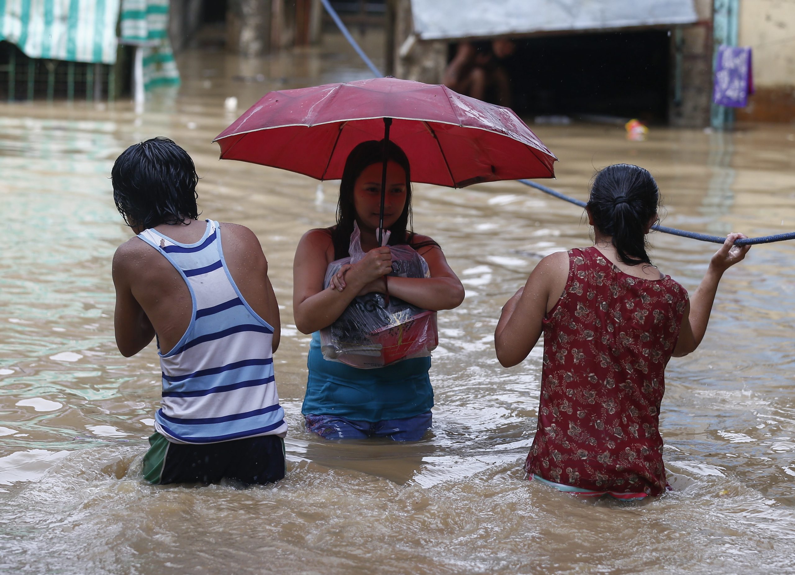 Três mulheres morrem nas Filipinas e em Taiwan devido ao furacão Mangkhut