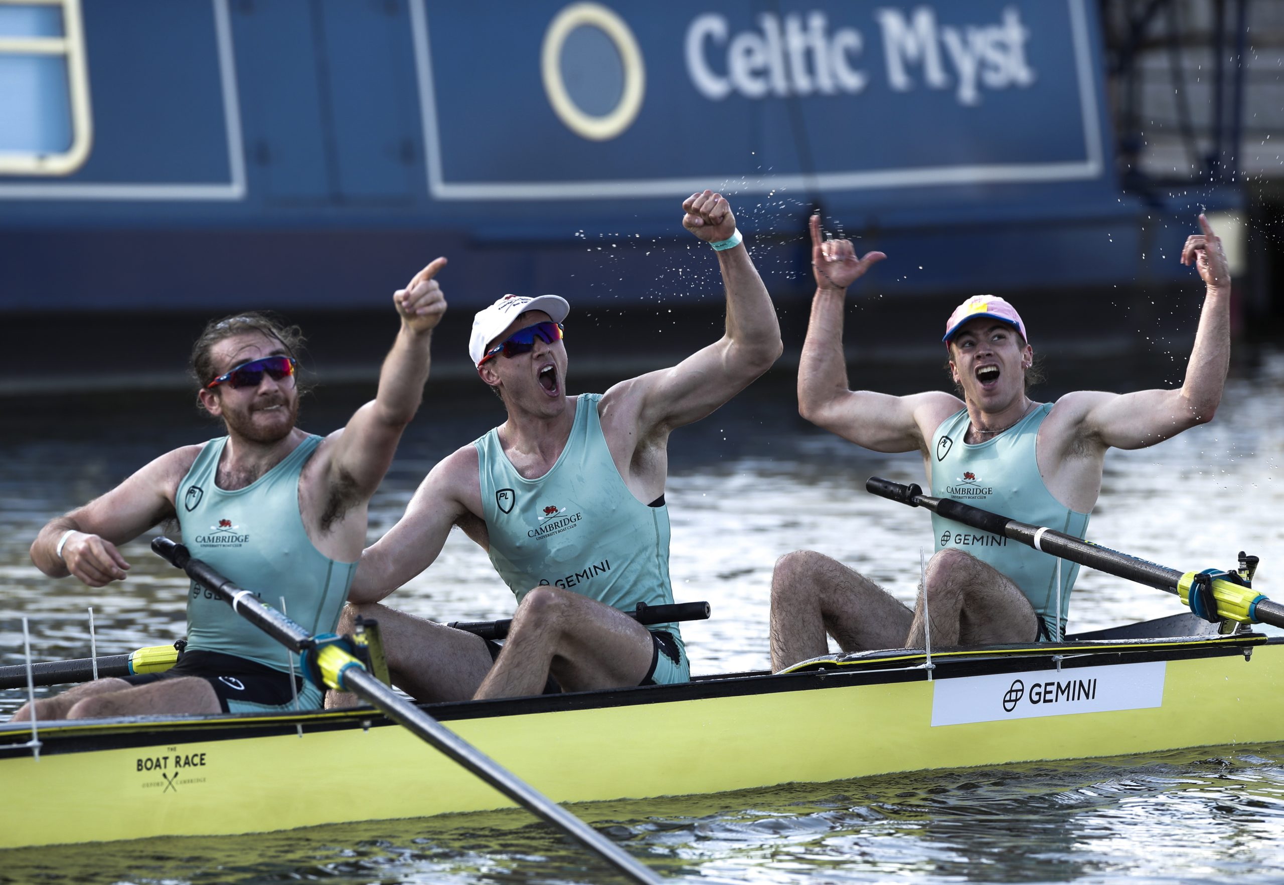 Cambridge repete triunfos na regata histórica frente a Oxford