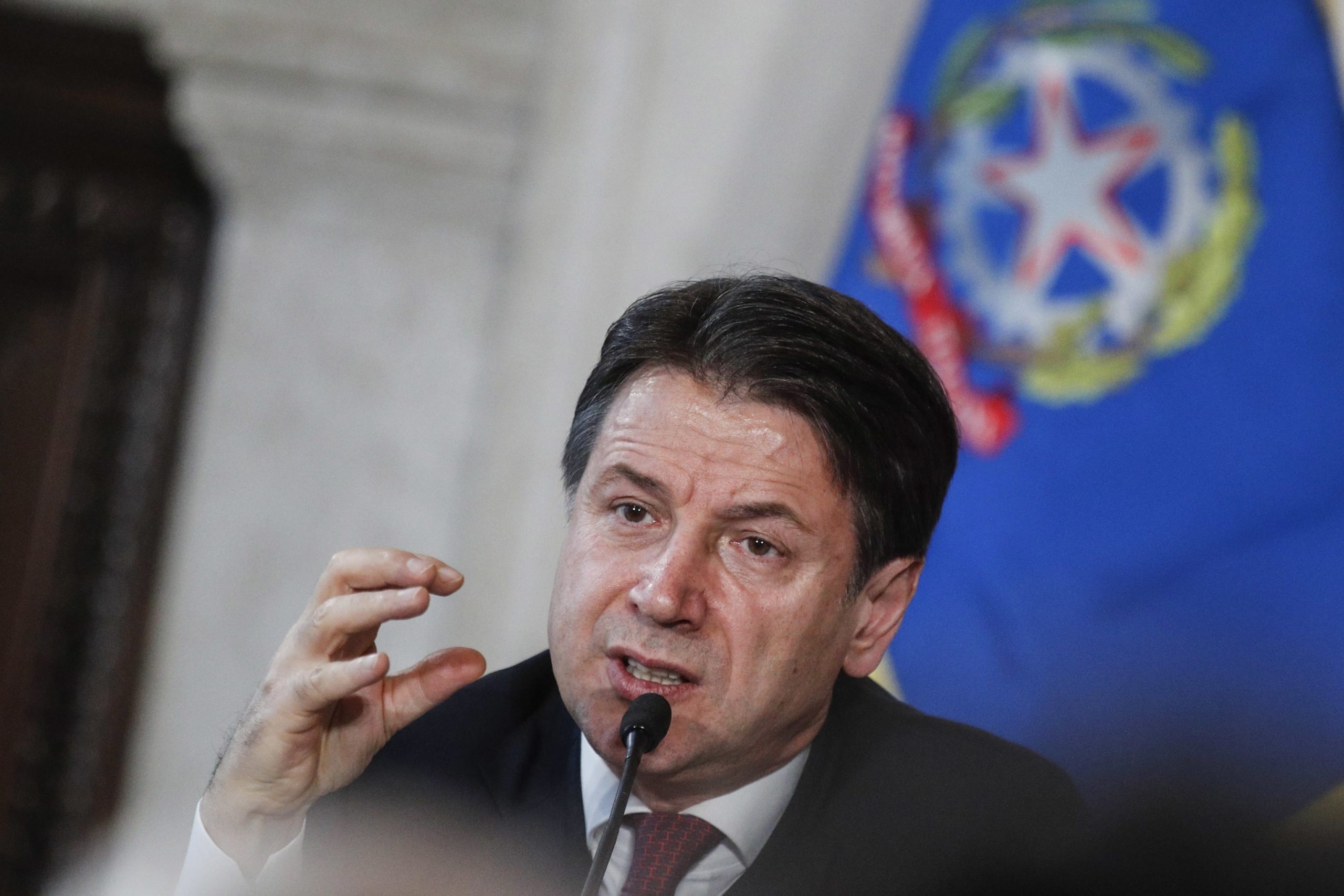 Itália. Giuseppe Conte anuncia série de reformas e destaca combate à evasão fiscal