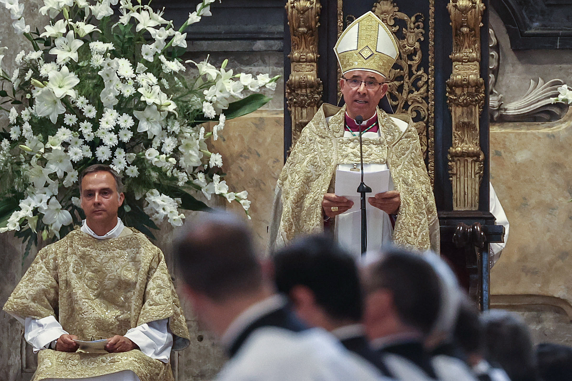 “Na Igreja todos têm lugar e devem ser acolhidos”. D. Rui Valério dá primeira missa enquanto Patriarca de Lisboa nos Jerónimos