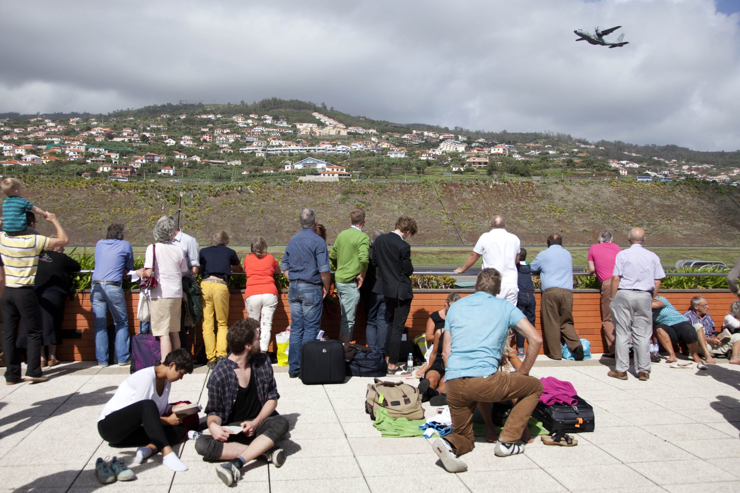 Mau tempo obriga a desvio de 8 voos no aeroporto da Madeira