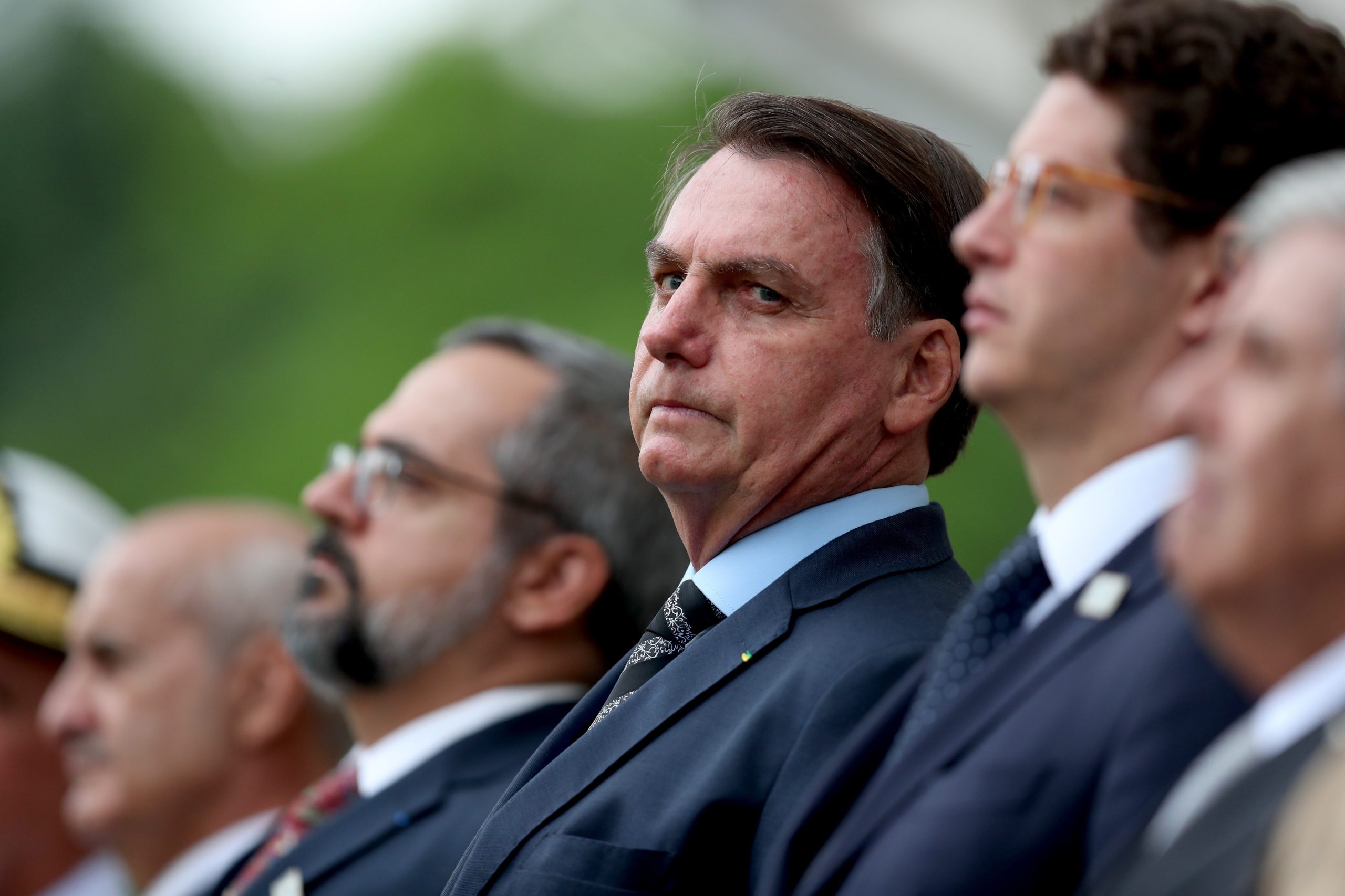 Presidente do Brasil chama “lixo” à organização ambientalista Greenpeace