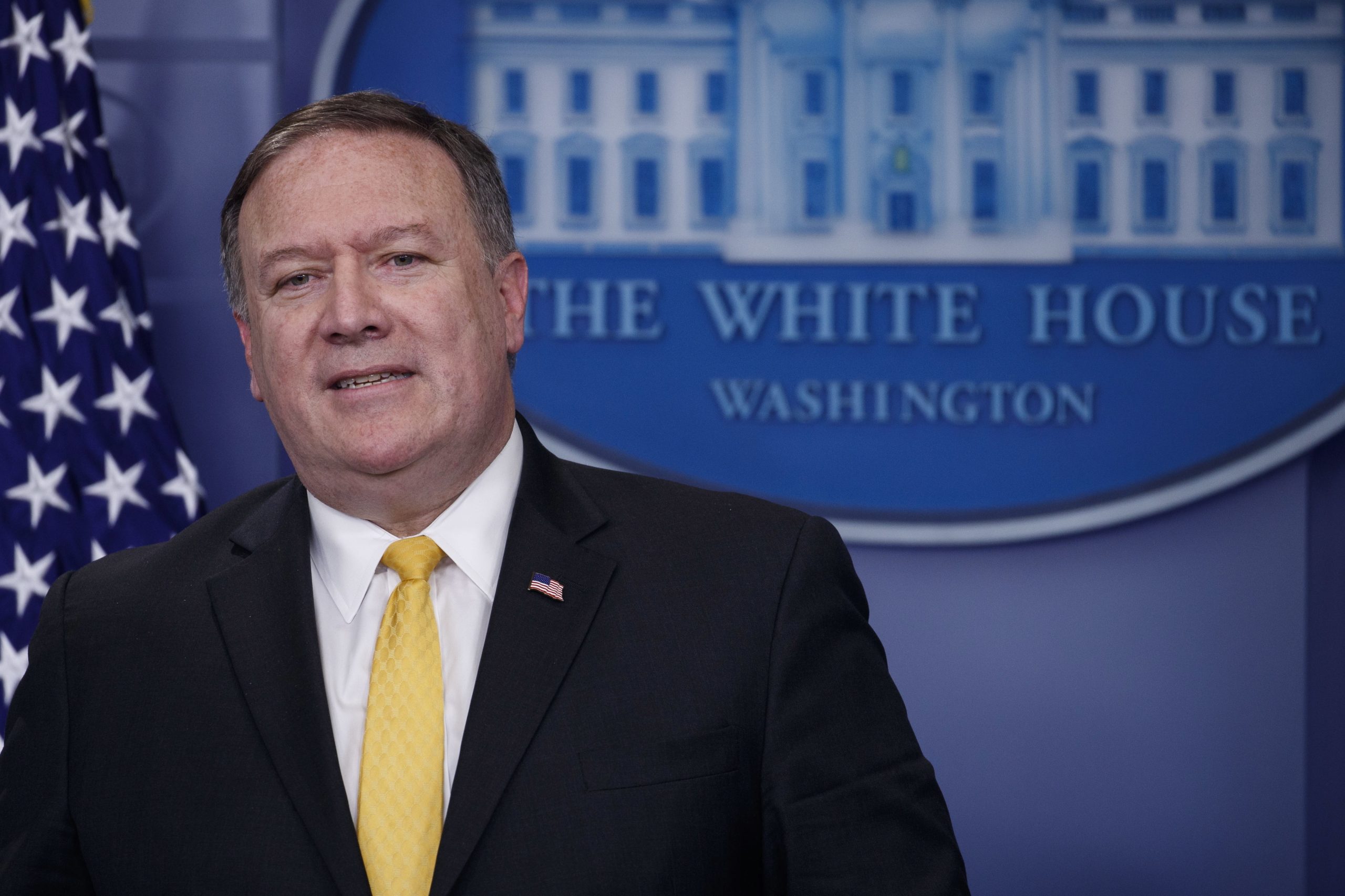 Mike Pompeo vai a Pequim abordar desenvolvimentos da cimeira