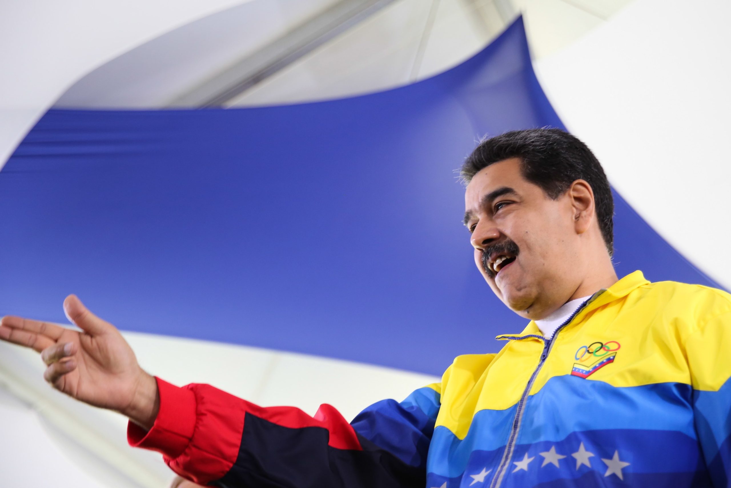 Presidente da Venezuela responsabiliza homólogo brasileiro pelos incêndios na Amazónia