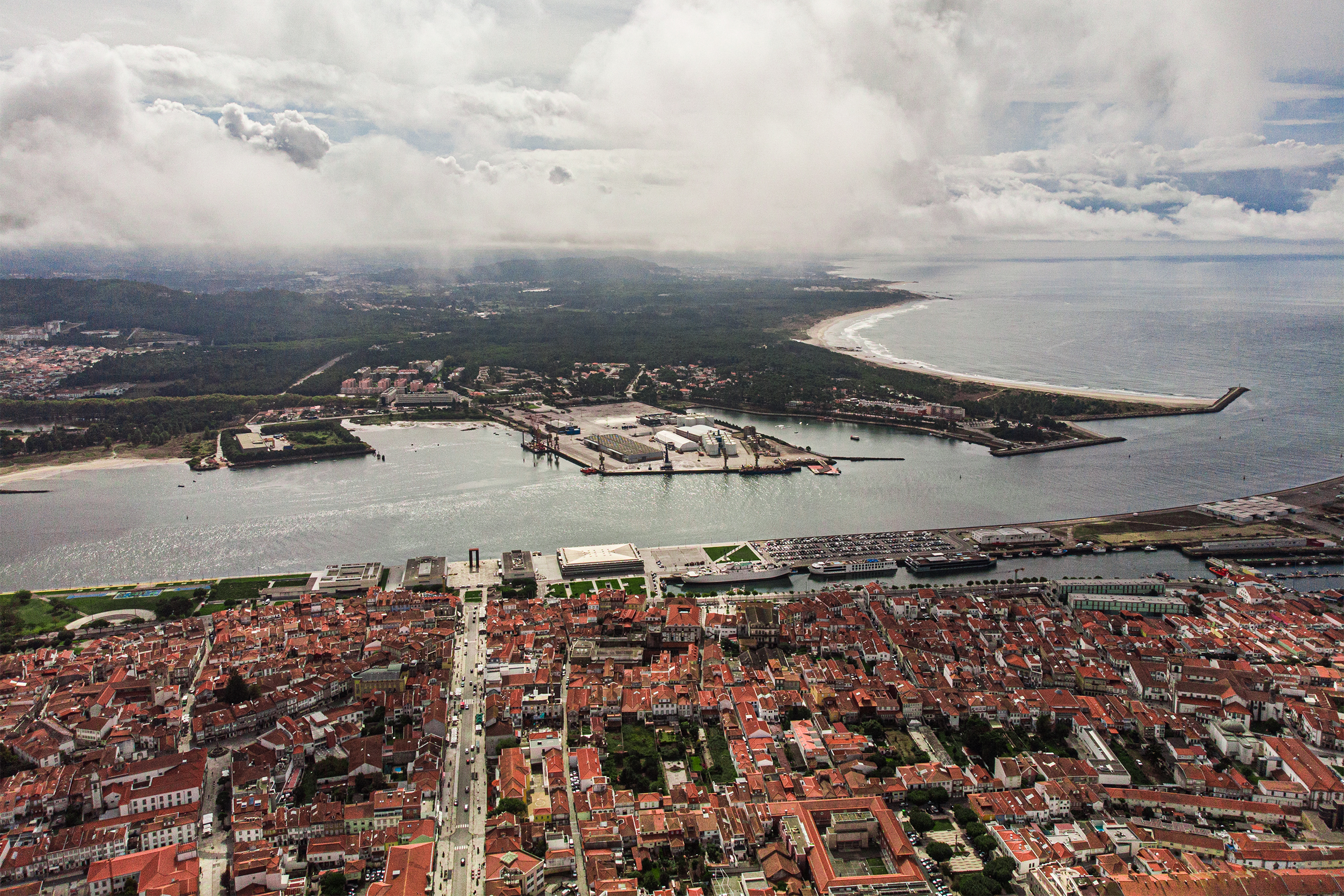 Portugal: Cada vez menos habitantes e cada vez mais a andar de carro