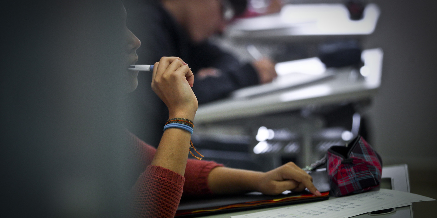 O que importa é ler Eça (e alunos da mesma turma podem ler obras diferentes)