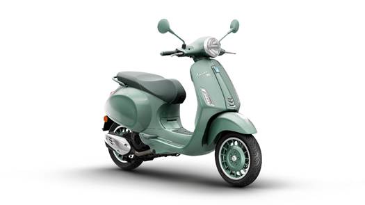 Há marcas vintage e depois há a Vespa. Aos 80 continua a inovar numa Roma em festa com edição especial e coleção de moda