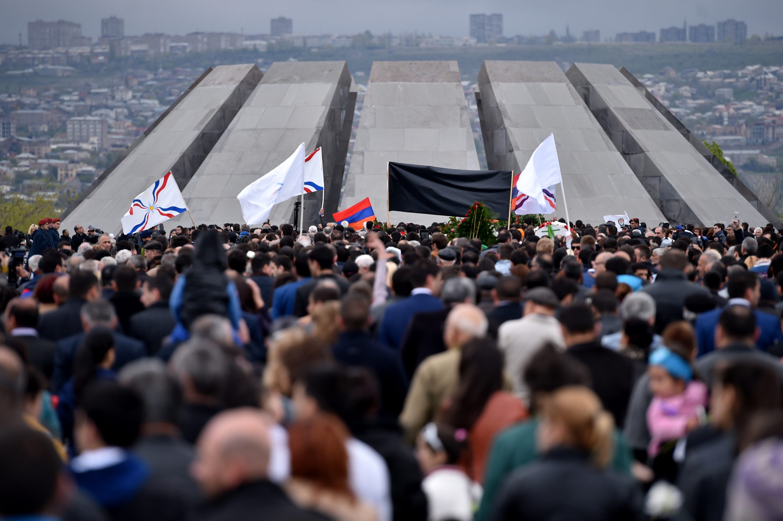 Eleições na Arménia, a escolha entre a Rússia e a UE e o que os trouxe até aqui