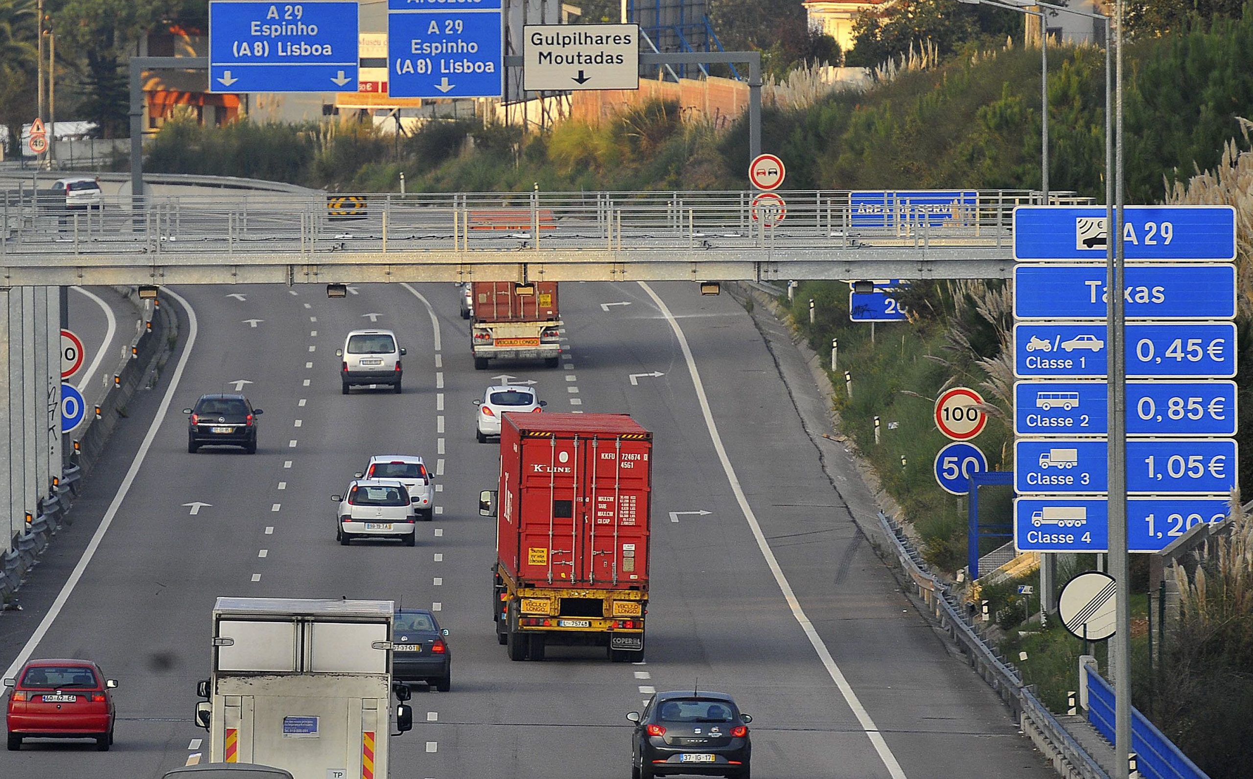 A29 reabriu parcialmente entre Esmoriz e Espinho mais de três horas após acidente