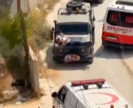 Imagens de palestiniano amarrado a jipe militar israelita provocam indignação