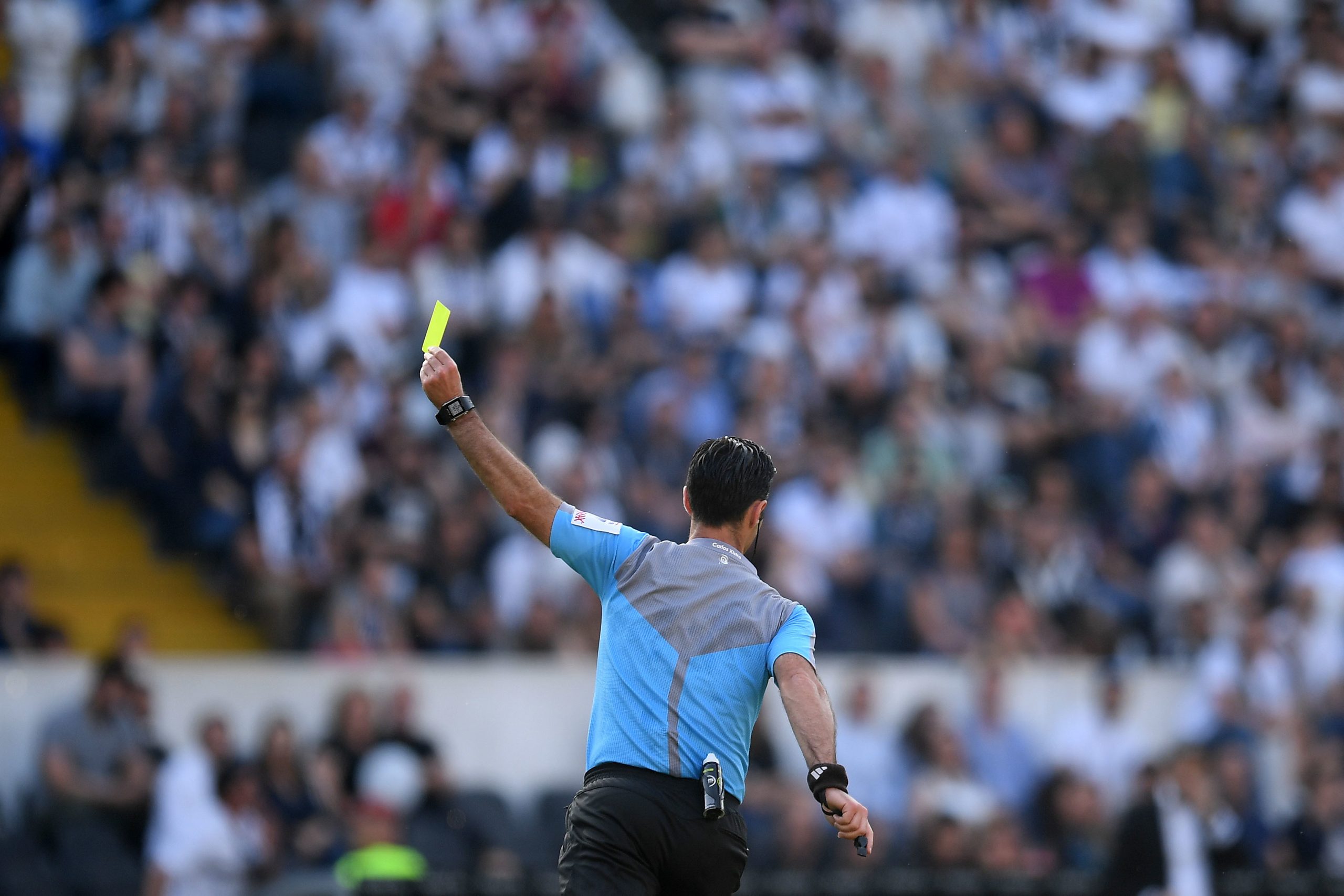 APAF diz que Liga de clubes garantiu resolução sobre viagens às ilhas