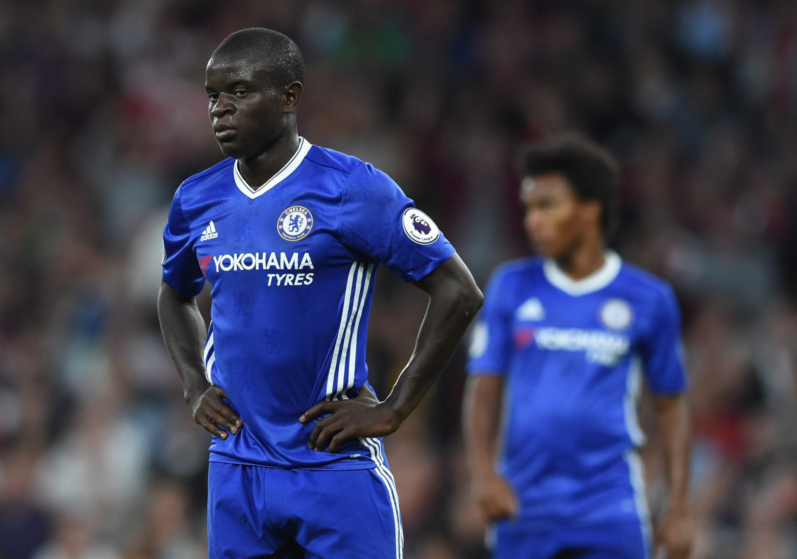 N’Golo Kanté eleito o melhor da Liga inglesa pelos jornalistas