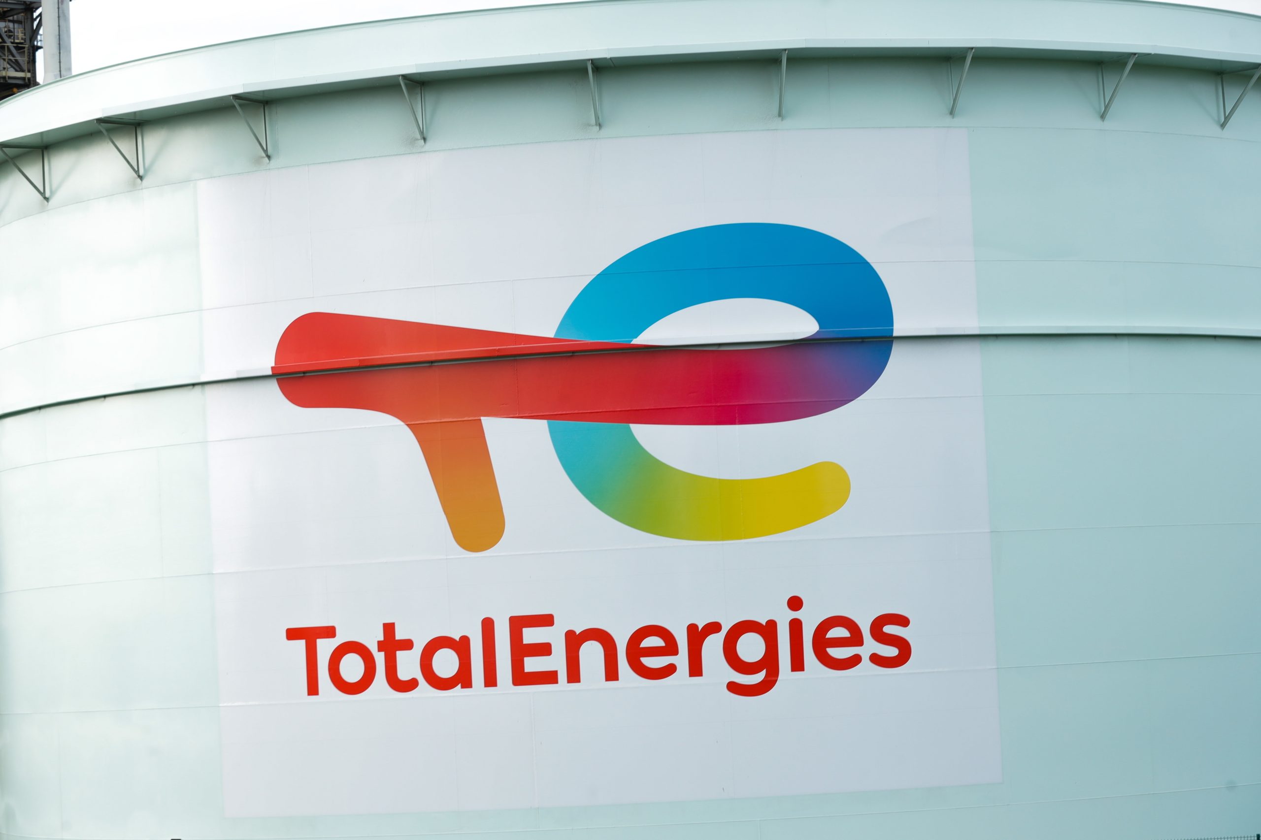 TotalEnergies quer eximir-se da decisão sobre projeto de gás em Moçambique