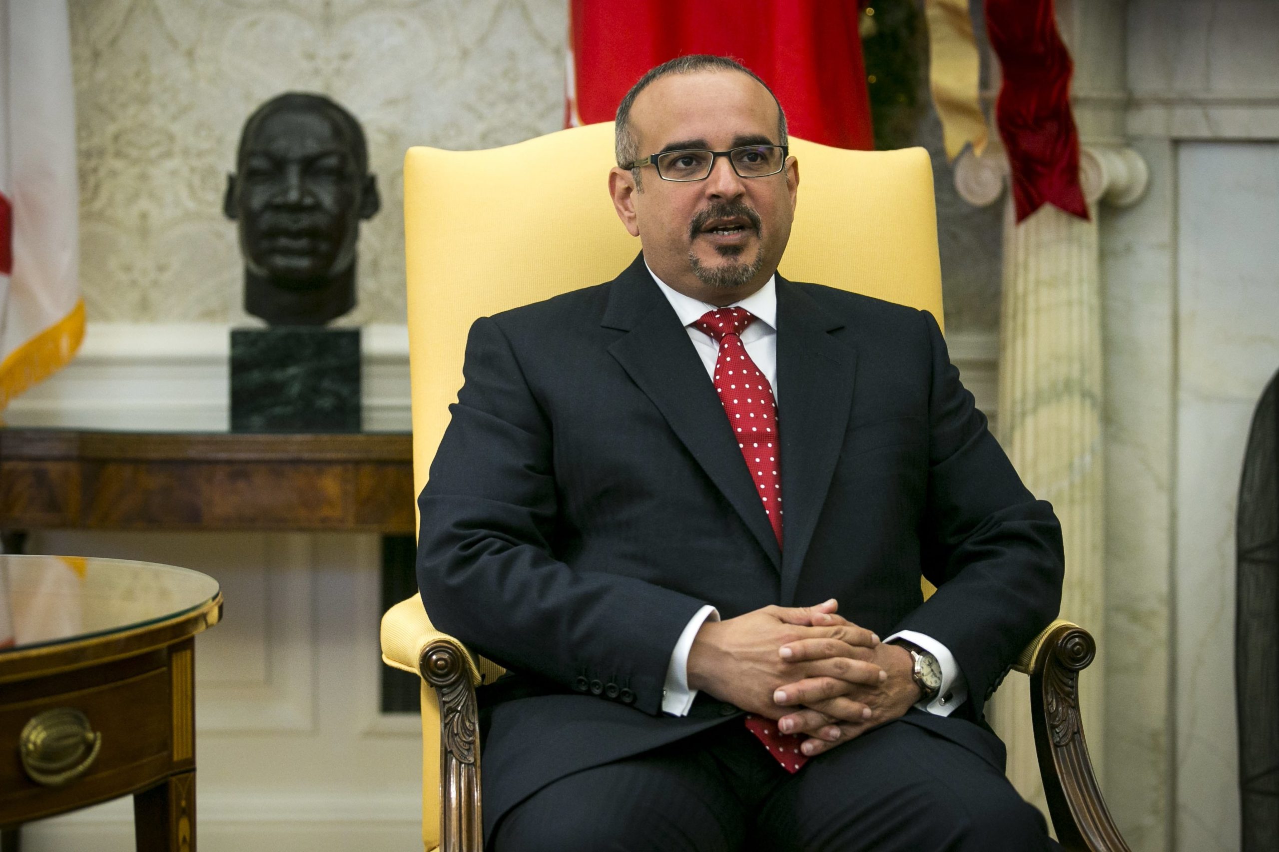 Arábia Saudita convida à última hora príncipe do Bahrein para “Davos do deserto”